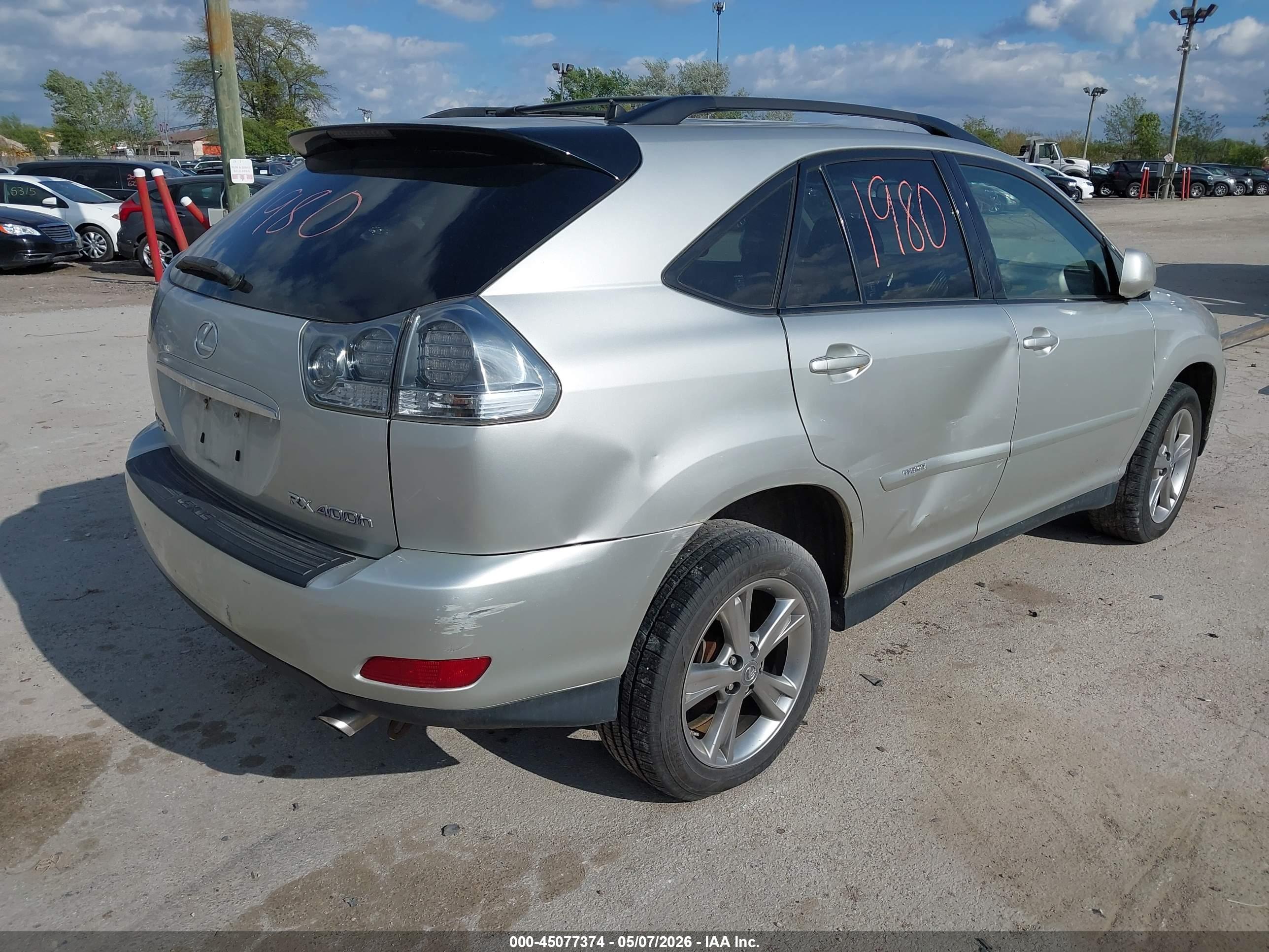 LEXUS RX image 4