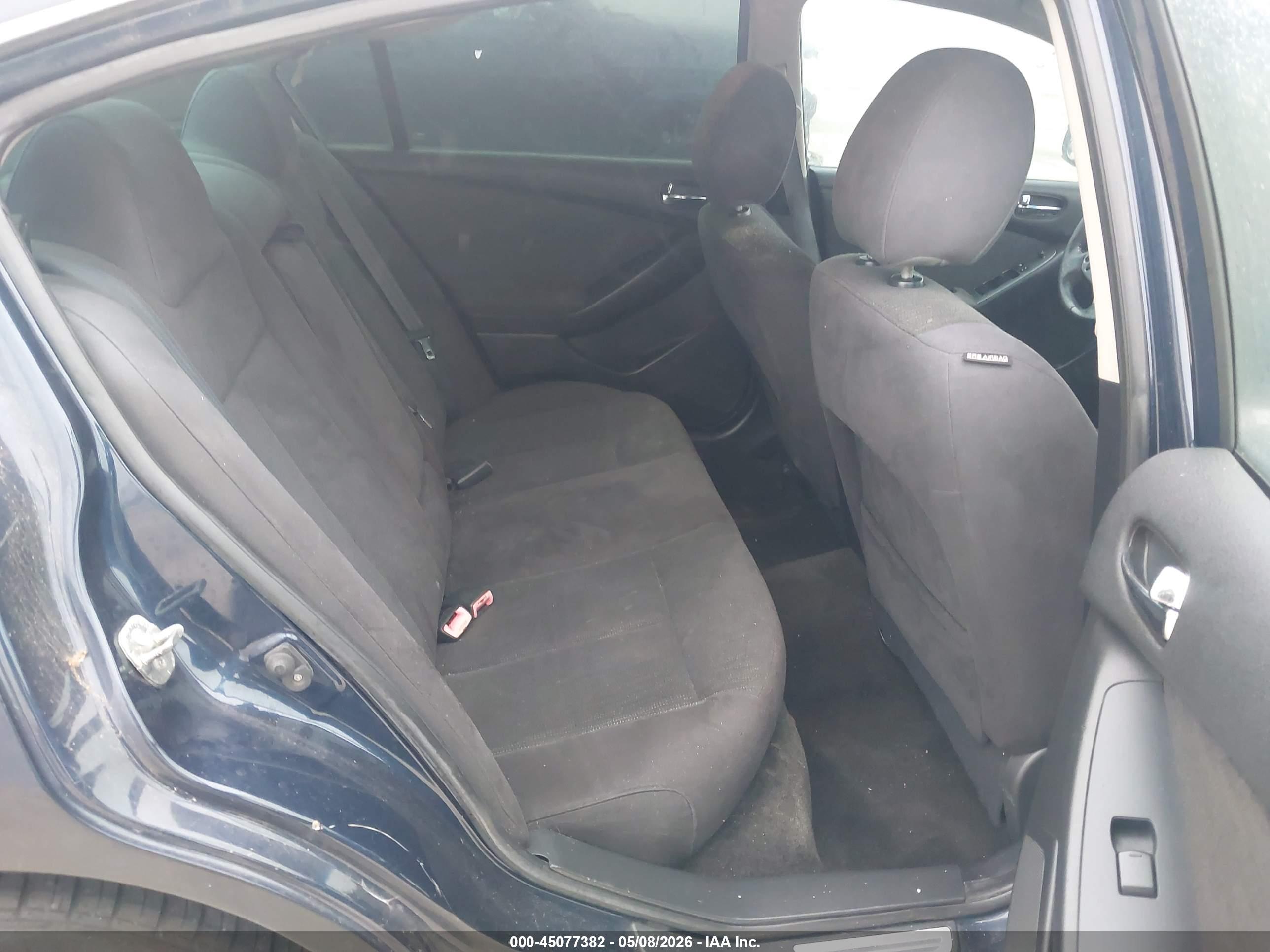 NISSAN ALTIMA image 8