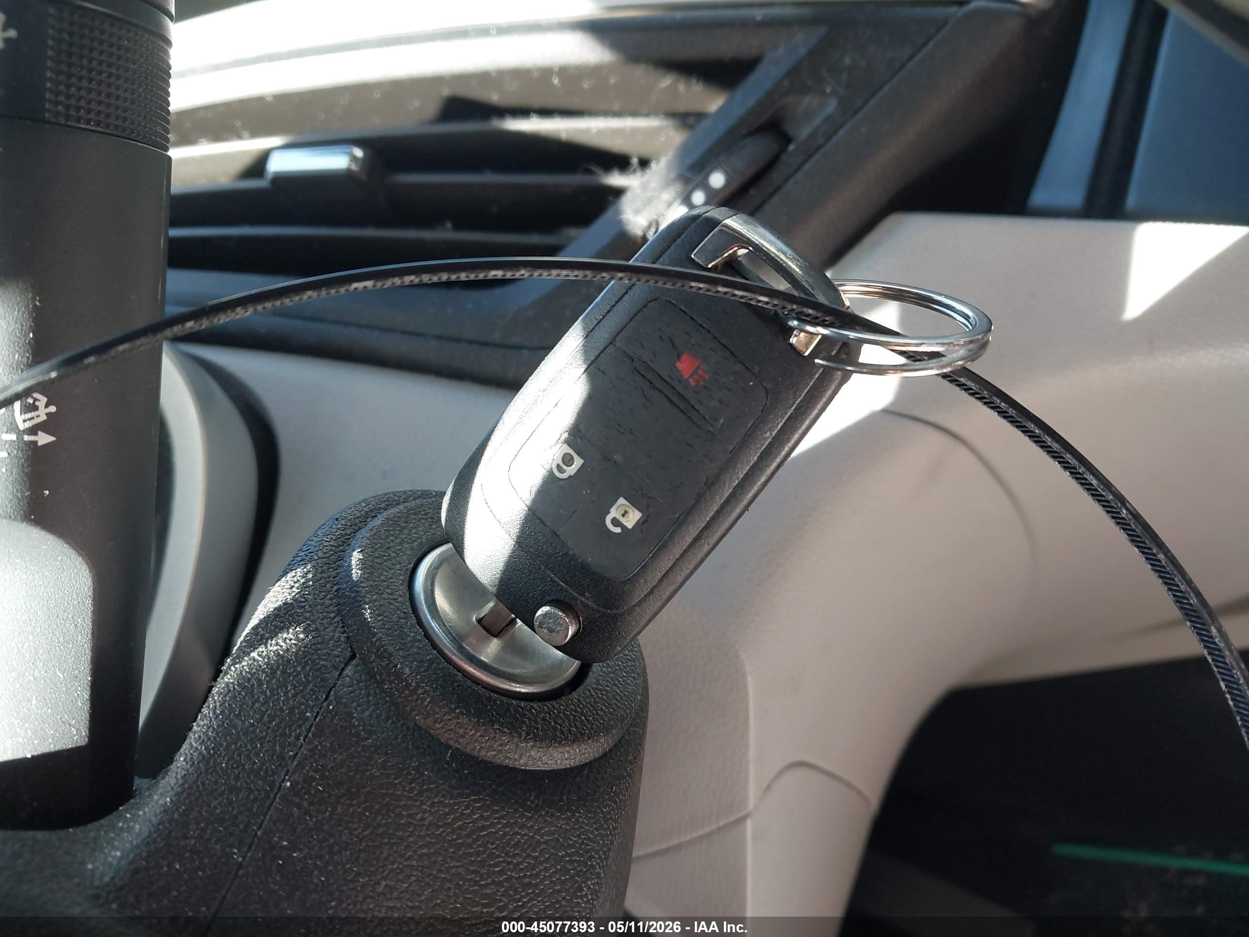 CHEVROLET EQUINOX image 11