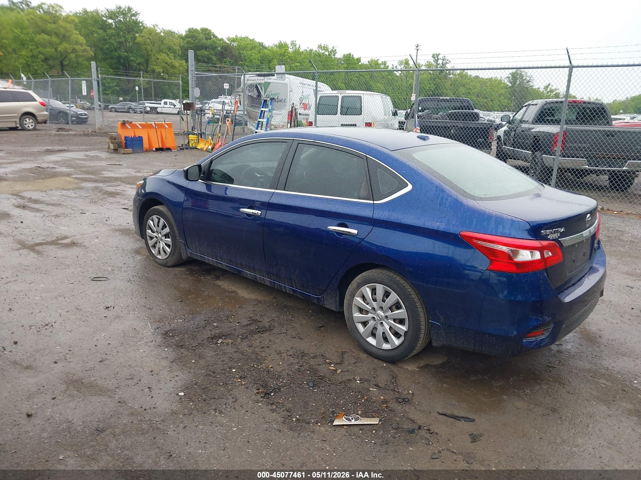 NISSAN SENTRA image 3