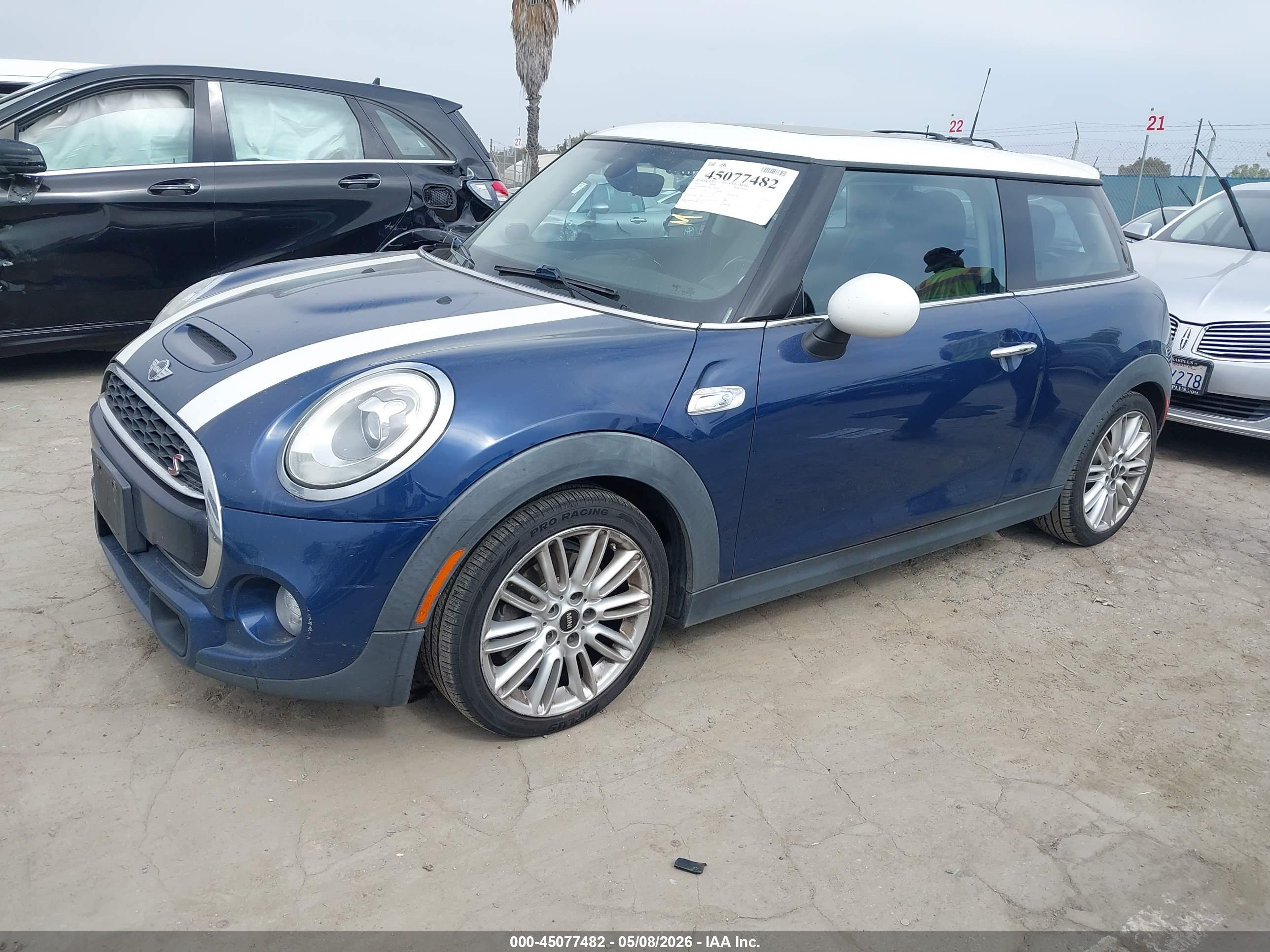 MINI HARDTOP image 2