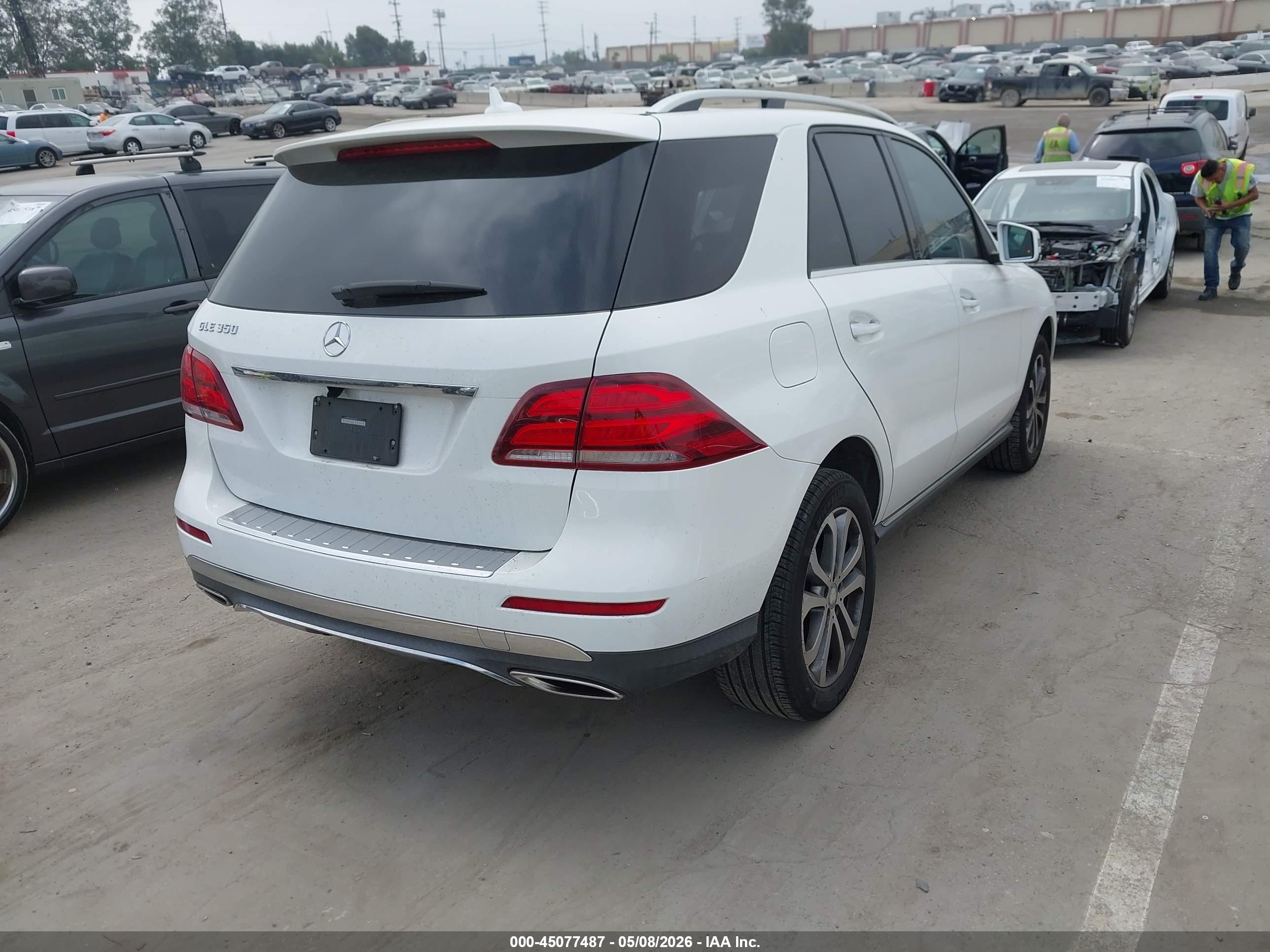 MERCEDES-BENZ GLE image 4
