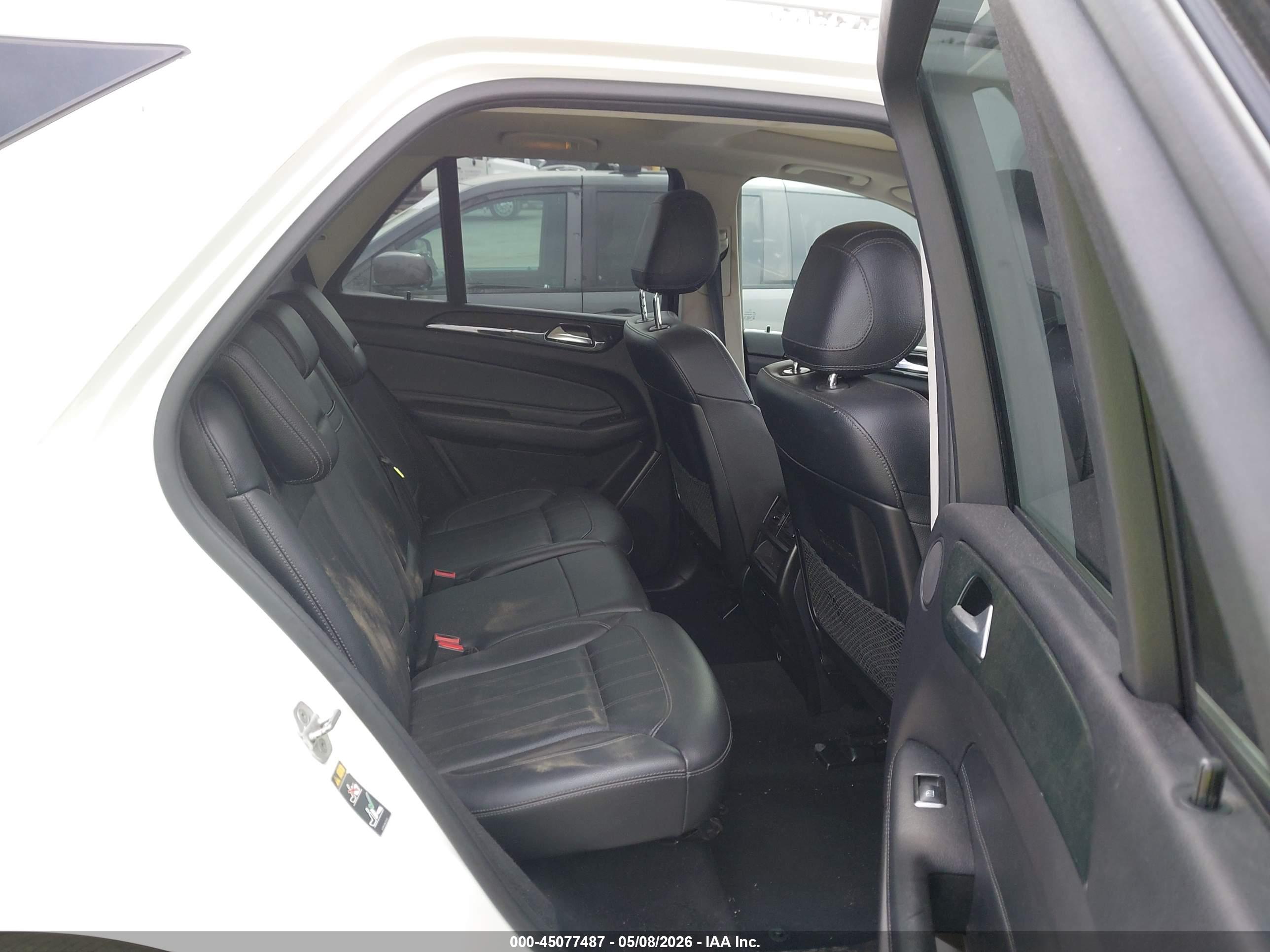 MERCEDES-BENZ GLE image 8