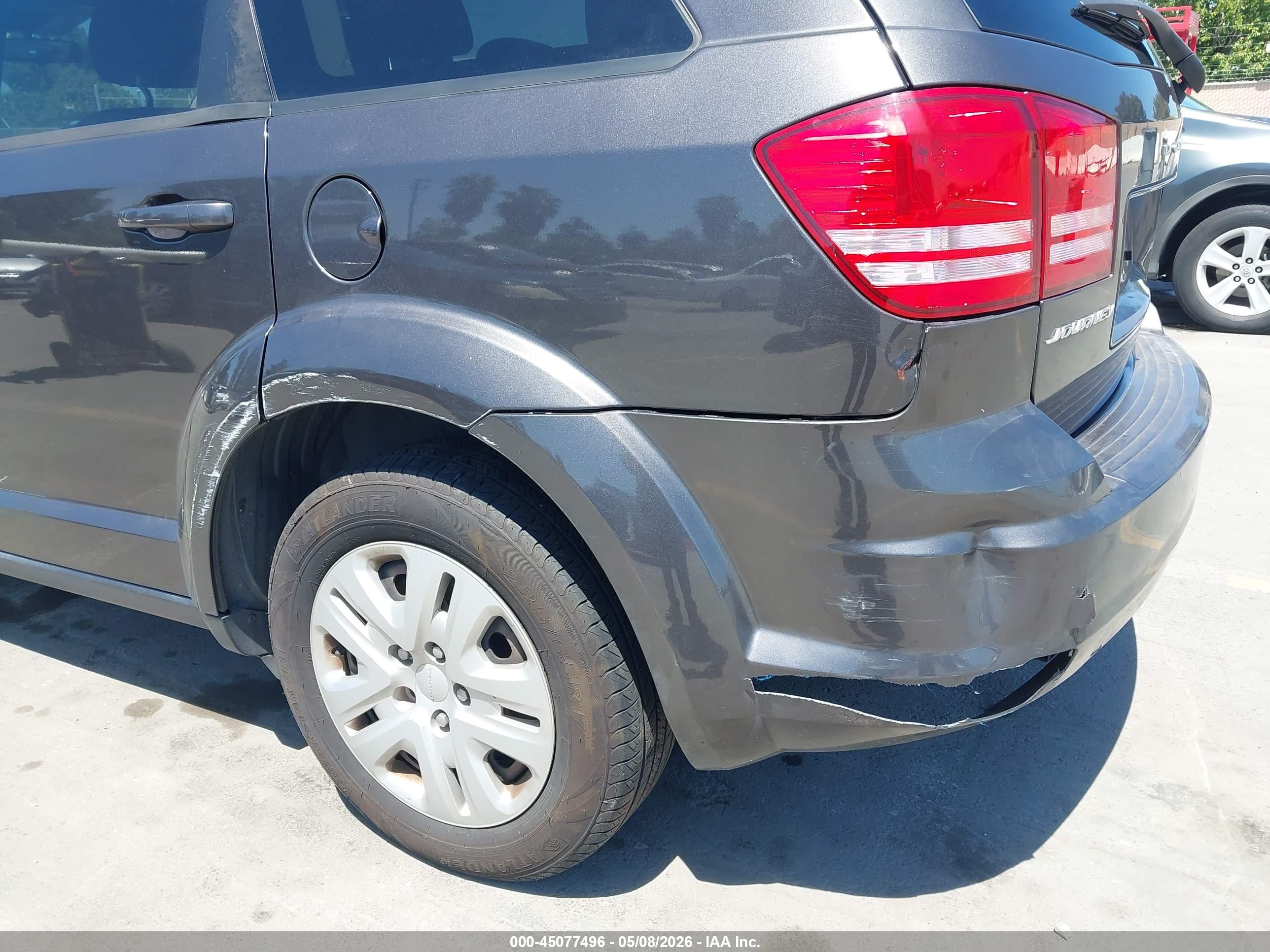 DODGE JOURNEY image 6