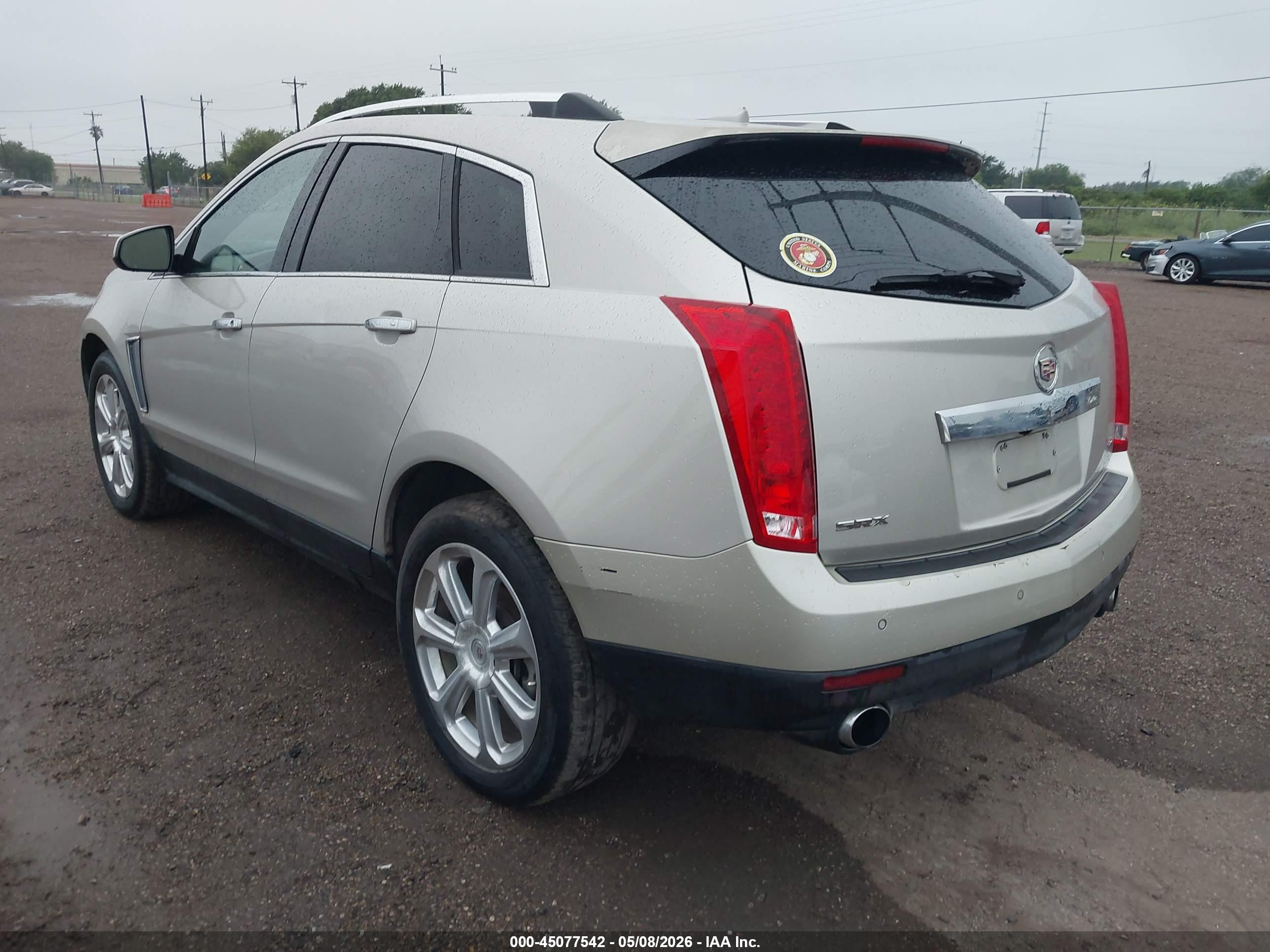 CADILLAC SRX image 3