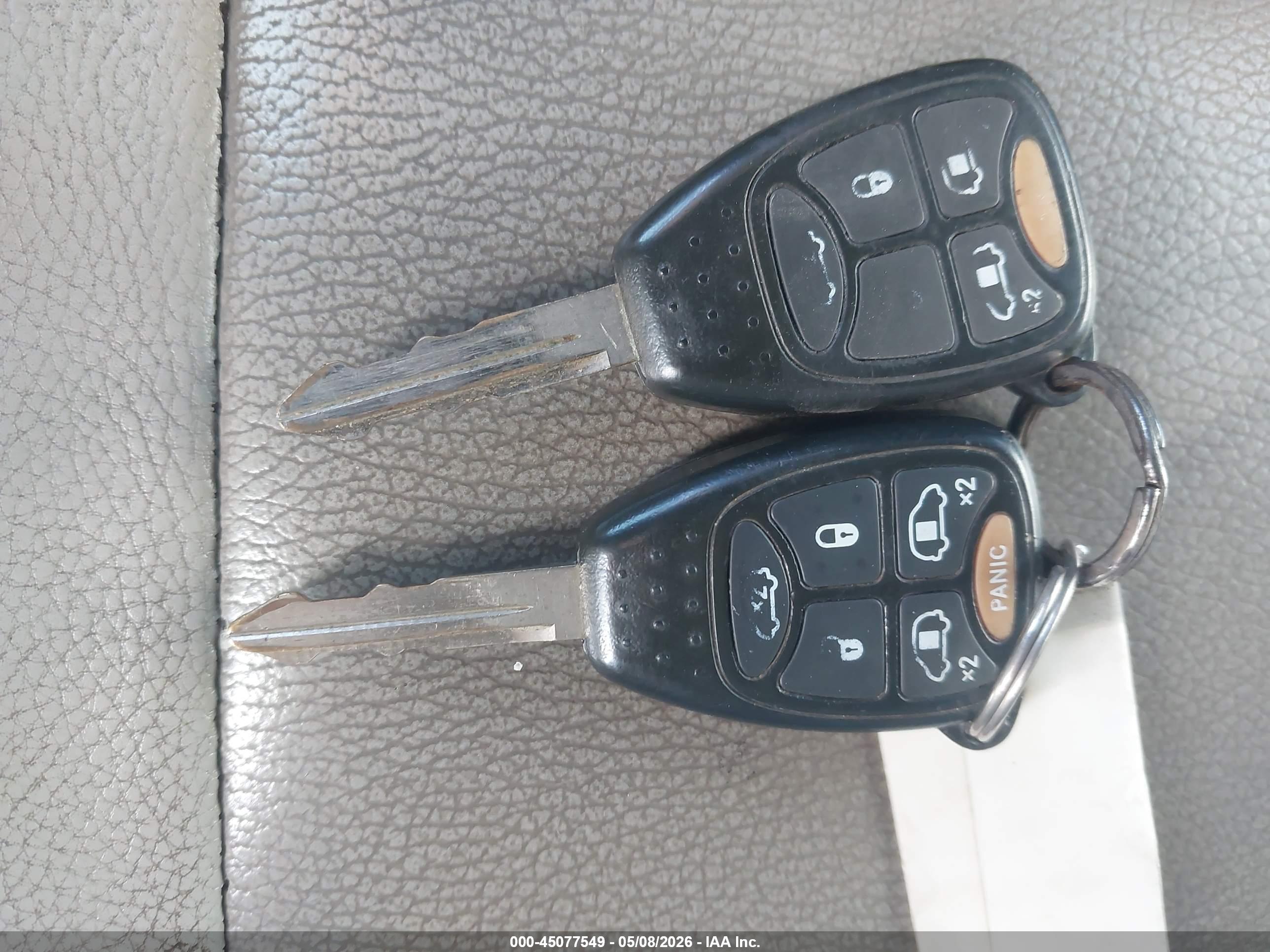 CHRYSLER TOWN image 11