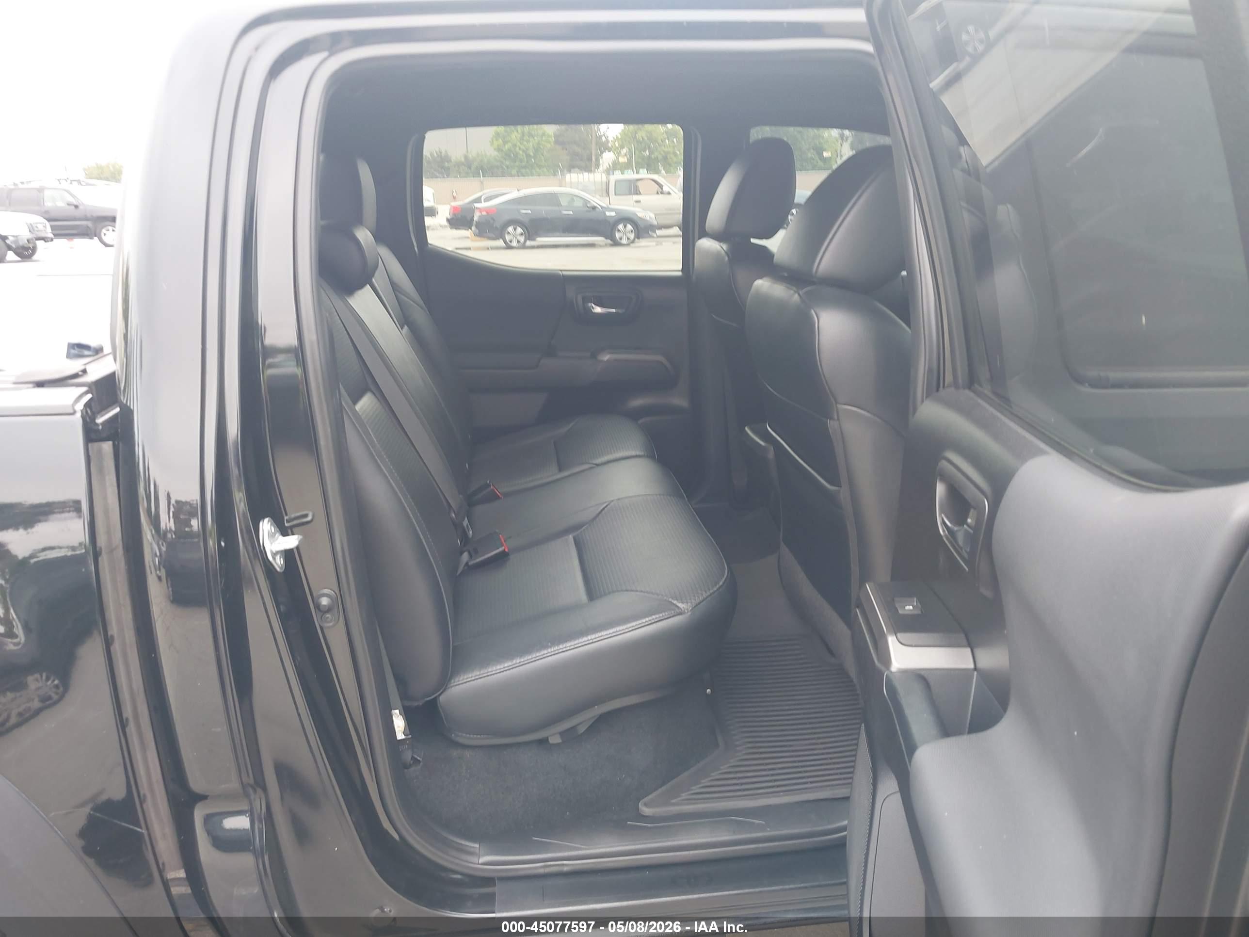 TOYOTA TACOMA image 8