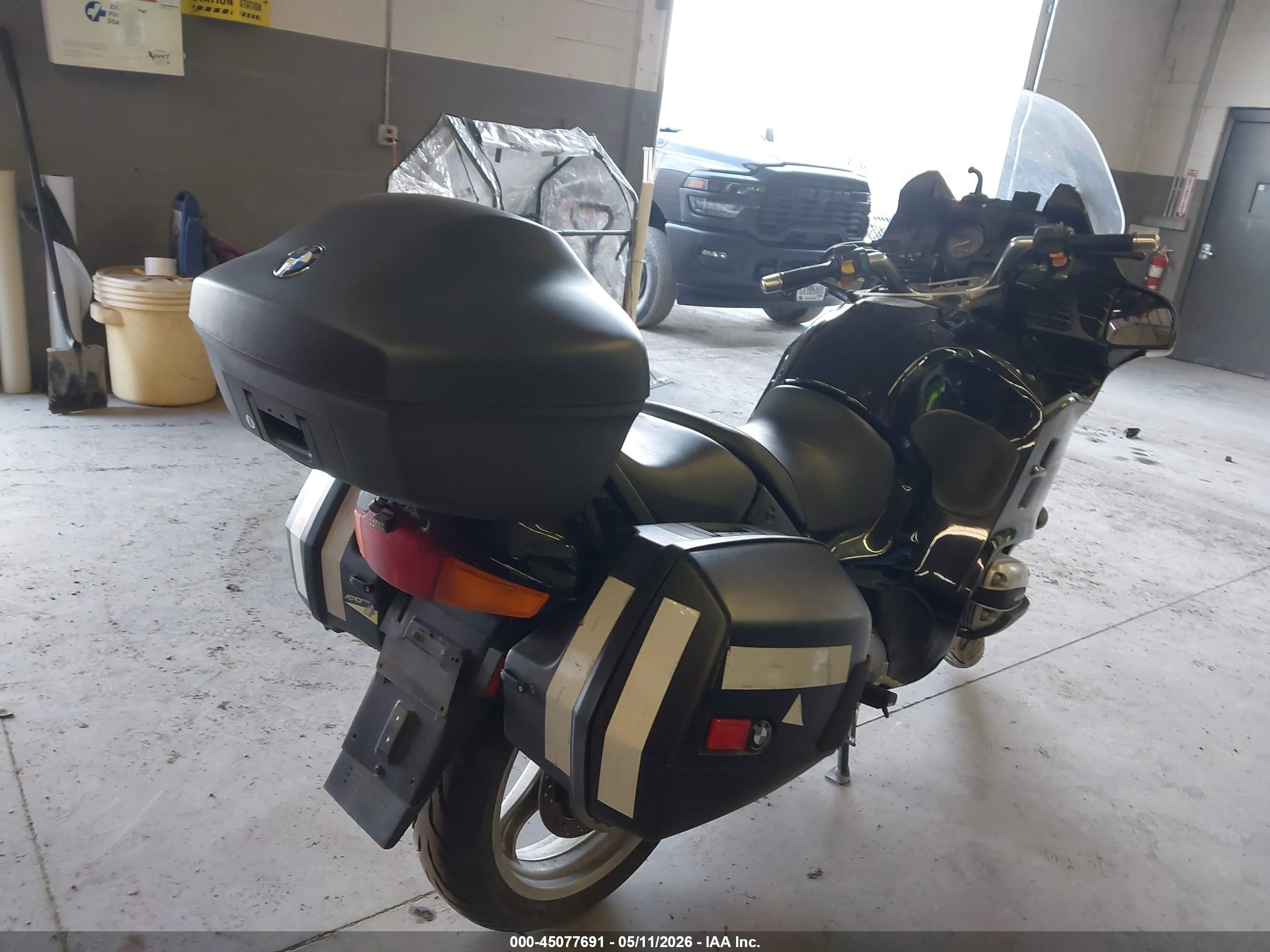 BMW R1100 image 4