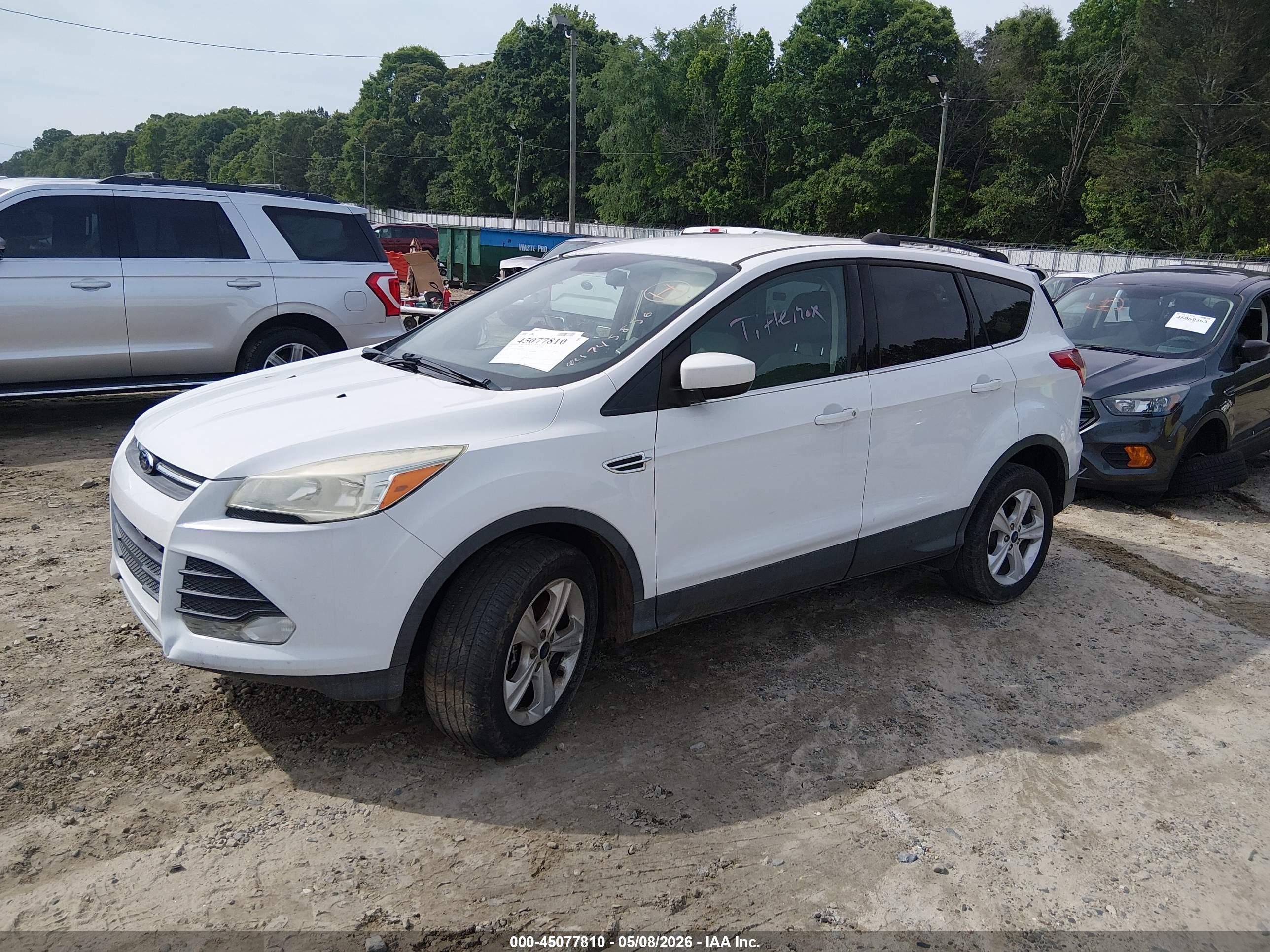 FORD ESCAPE image 2