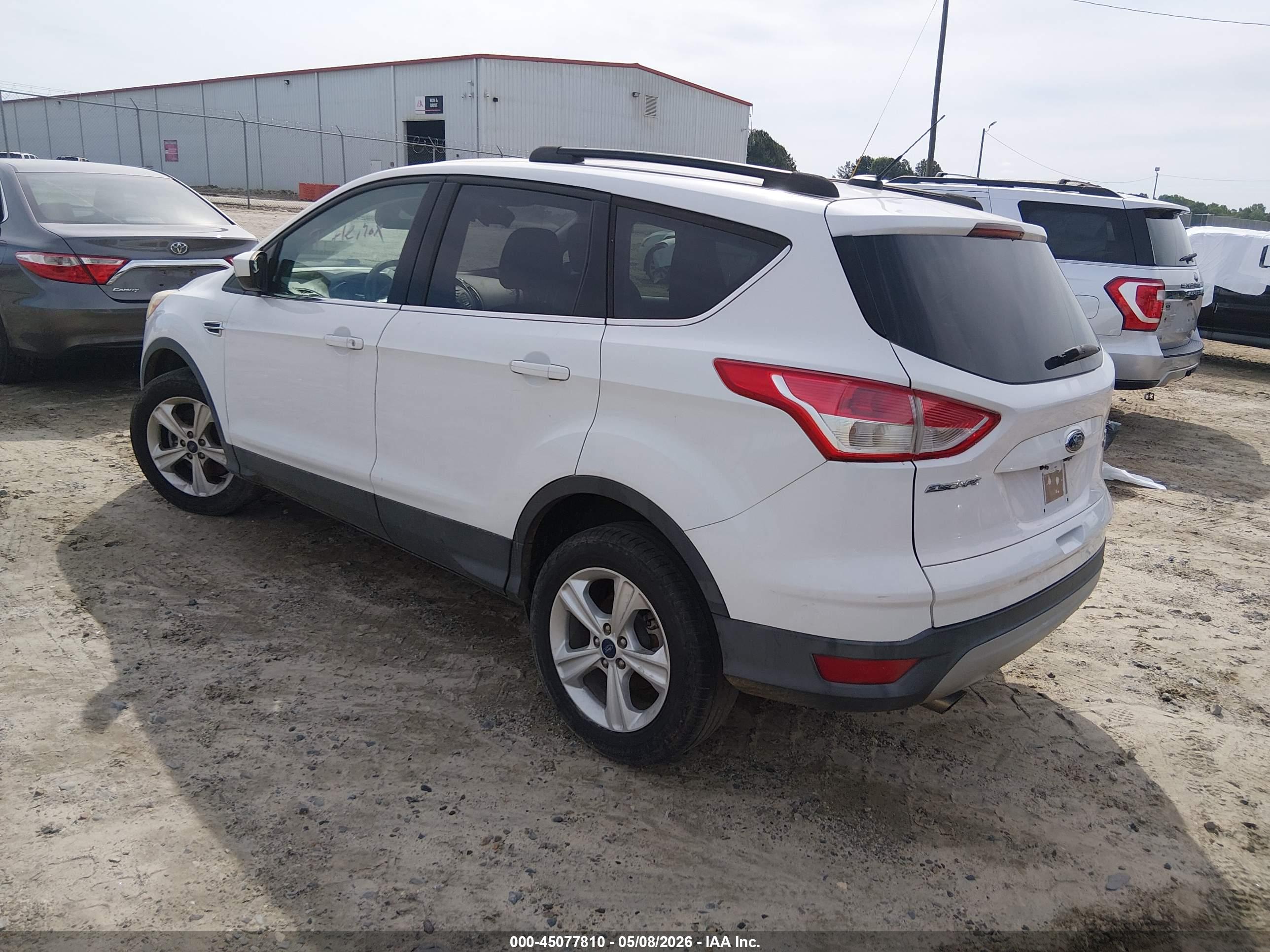 FORD ESCAPE image 3