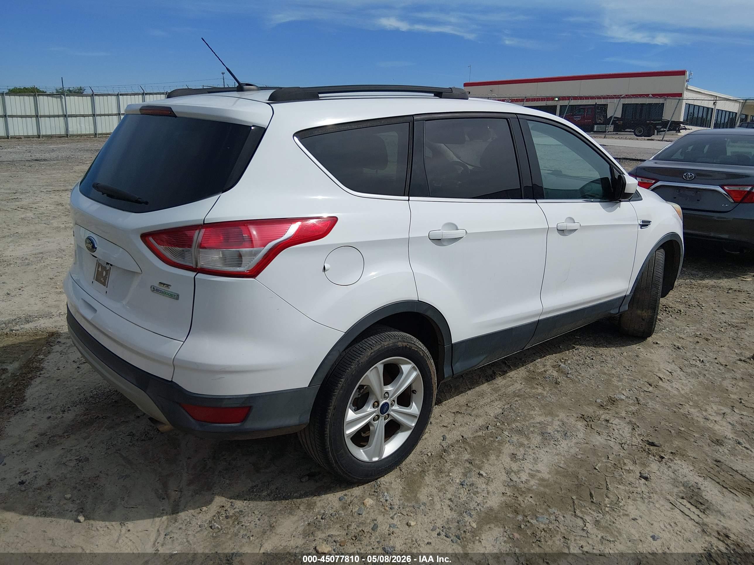 FORD ESCAPE image 4