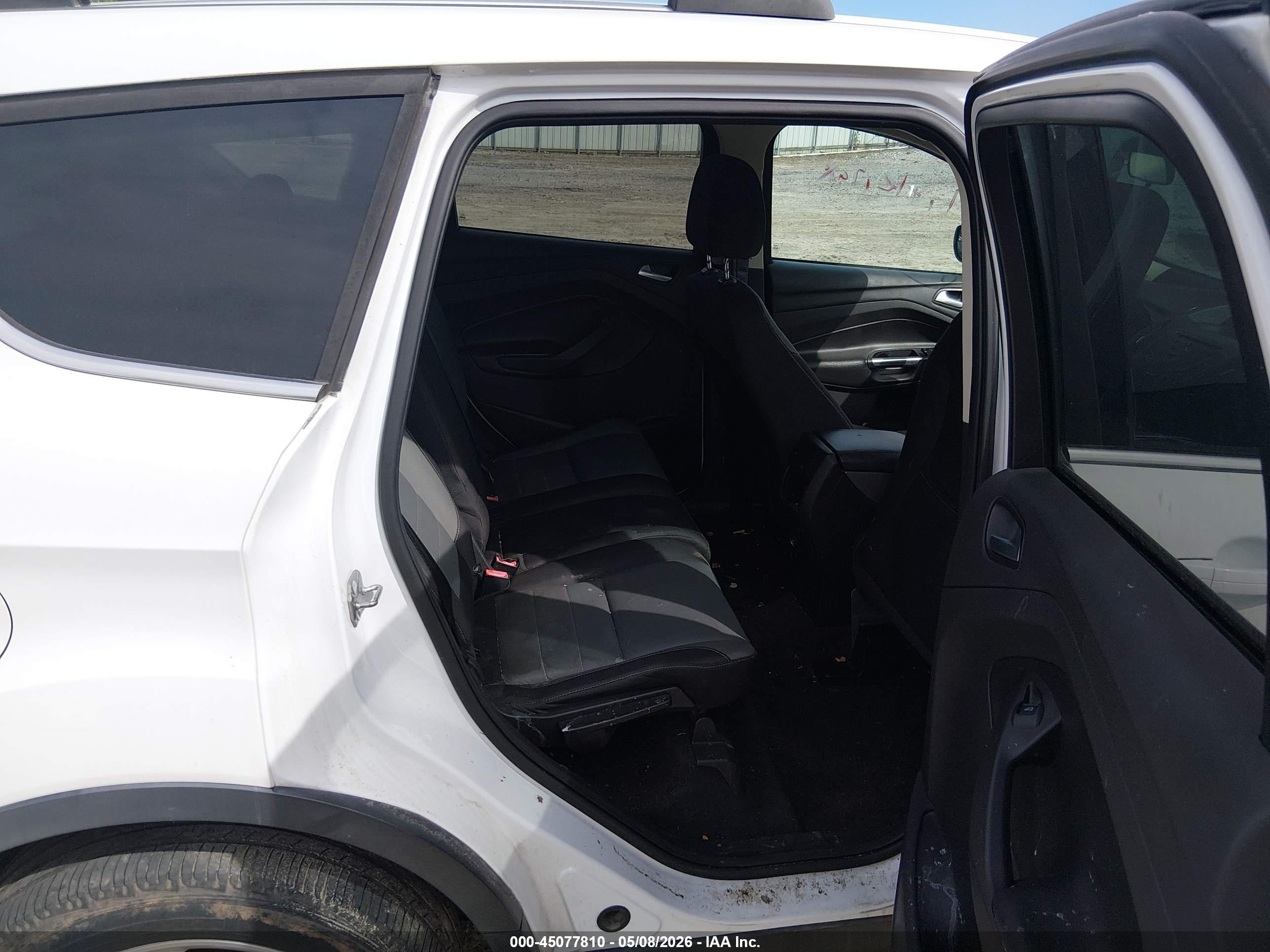 FORD ESCAPE image 8