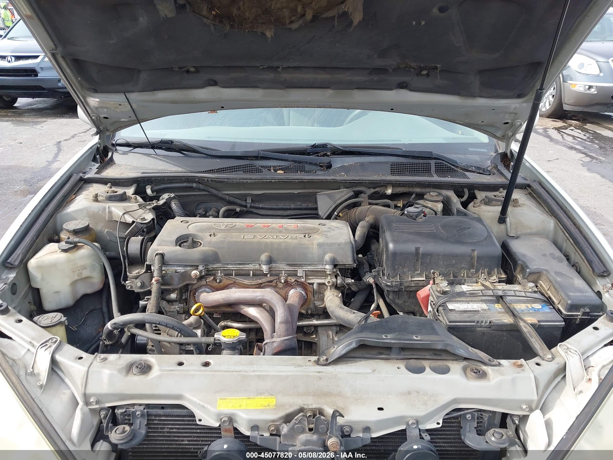 TOYOTA CAMRY image 10