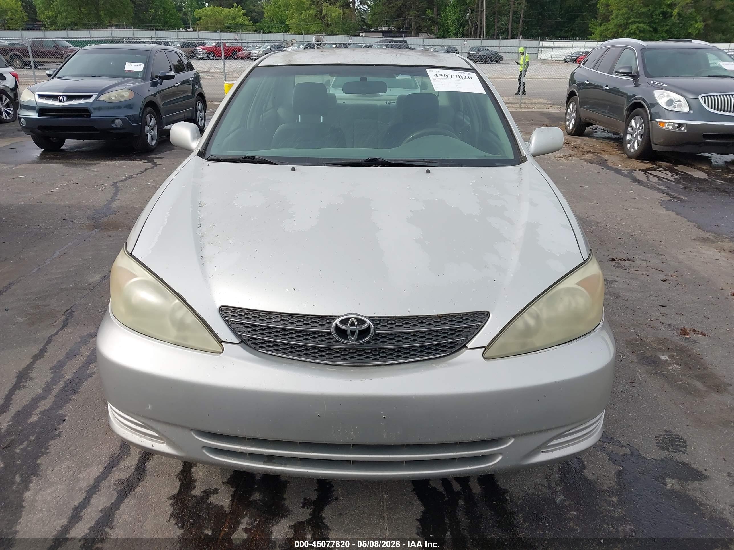 TOYOTA CAMRY image 6