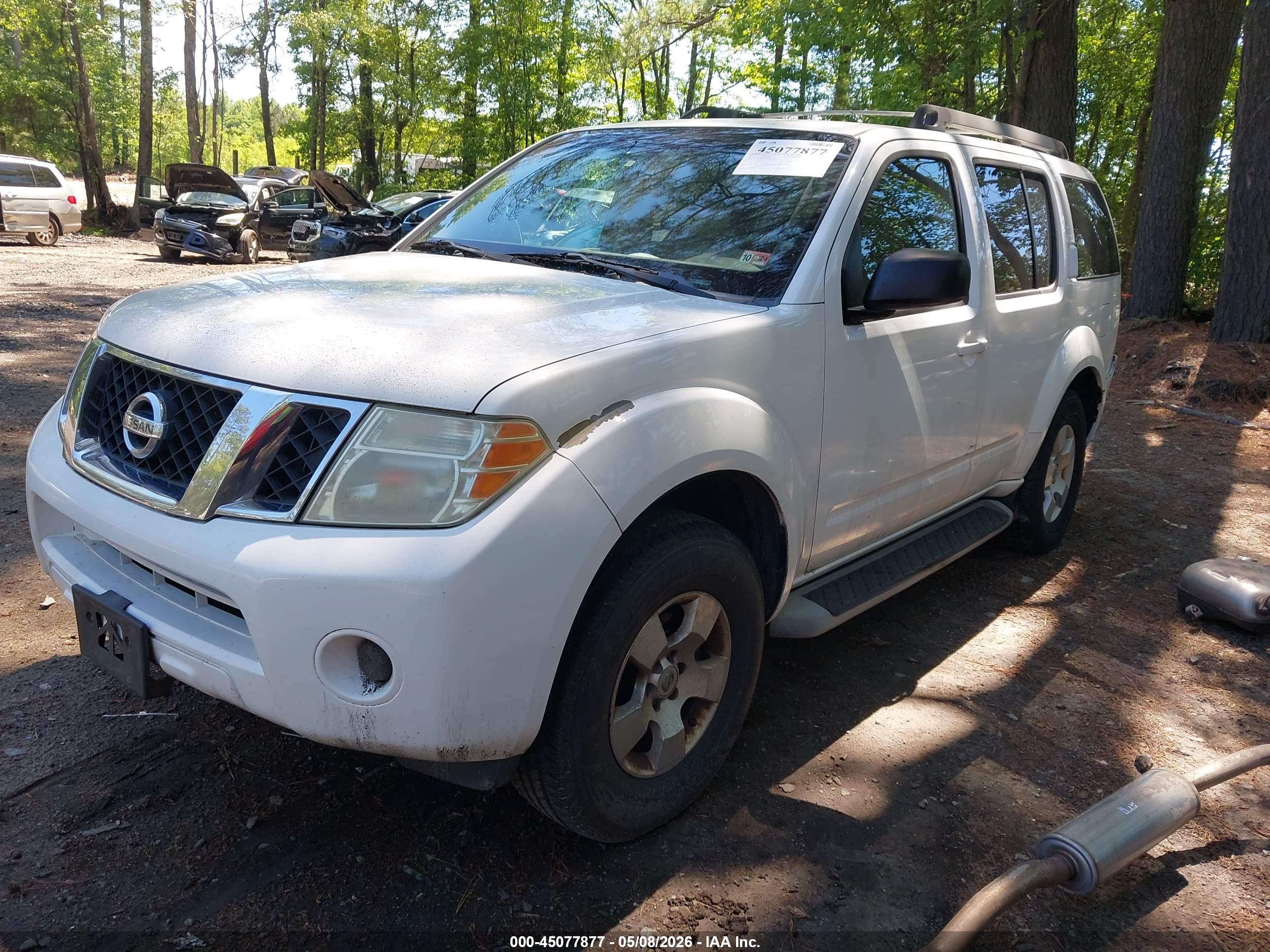 NISSAN PATHFINDER image 2