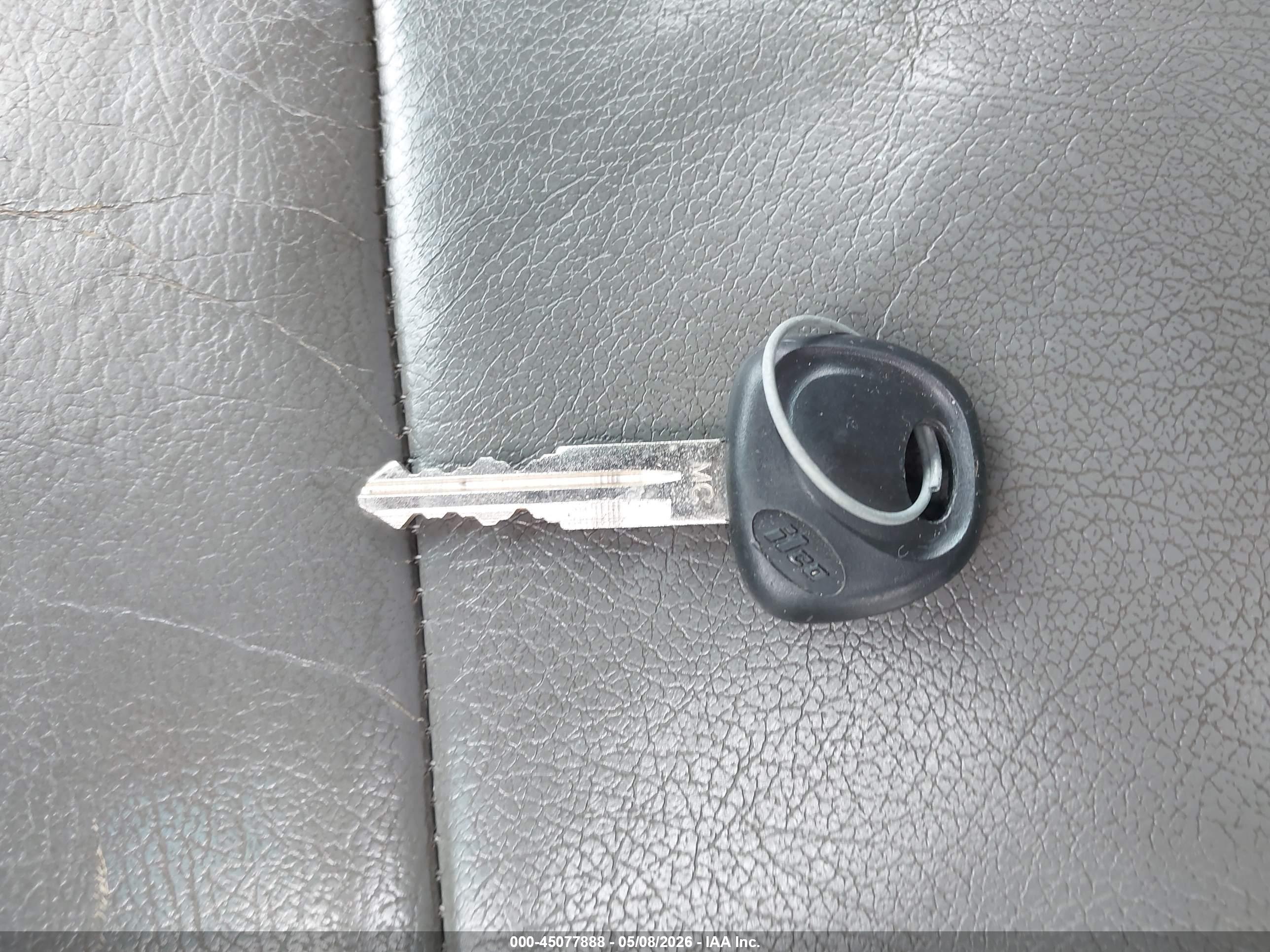 HYUNDAI TUCSON image 11