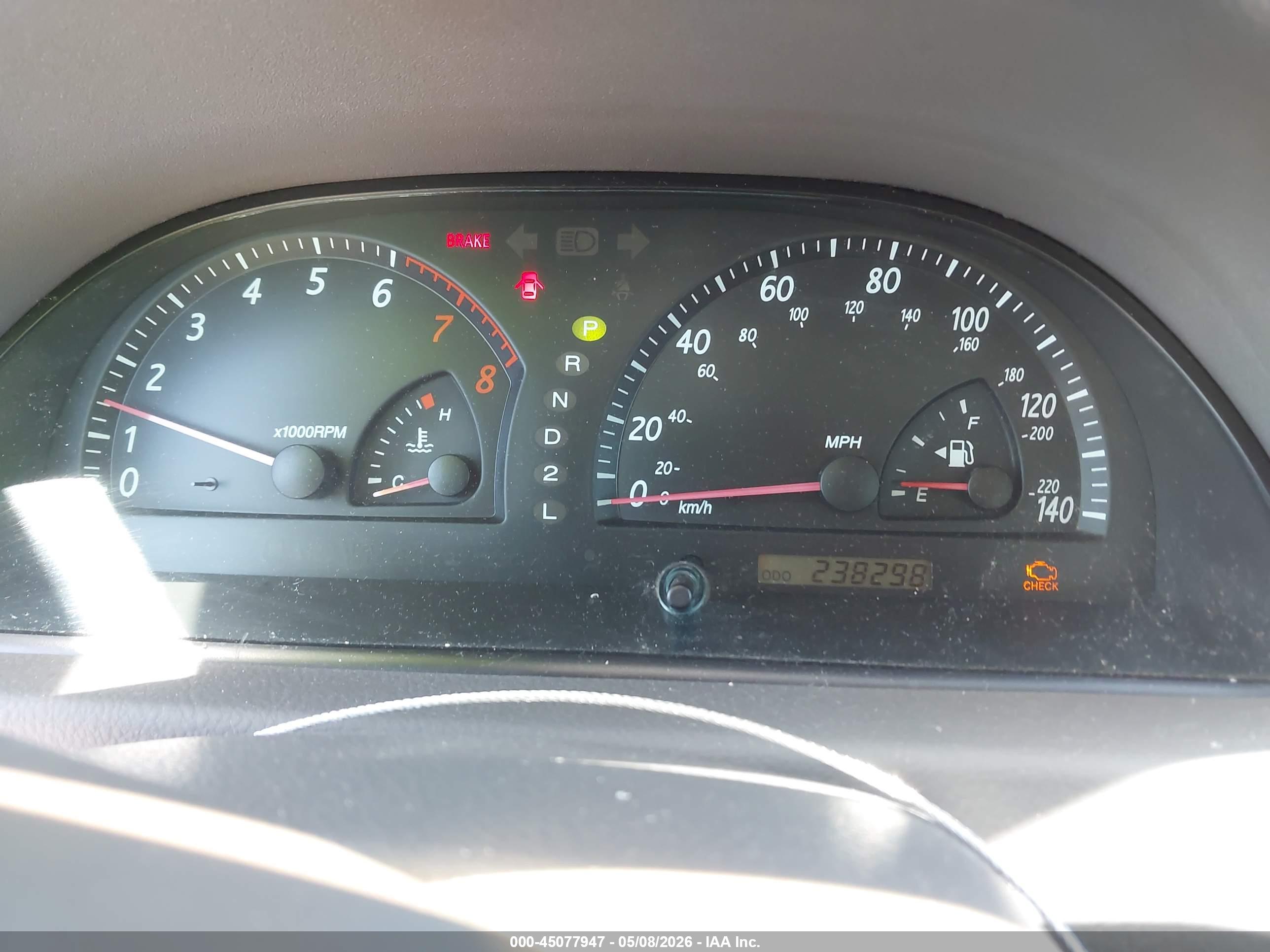 TOYOTA CAMRY image 7