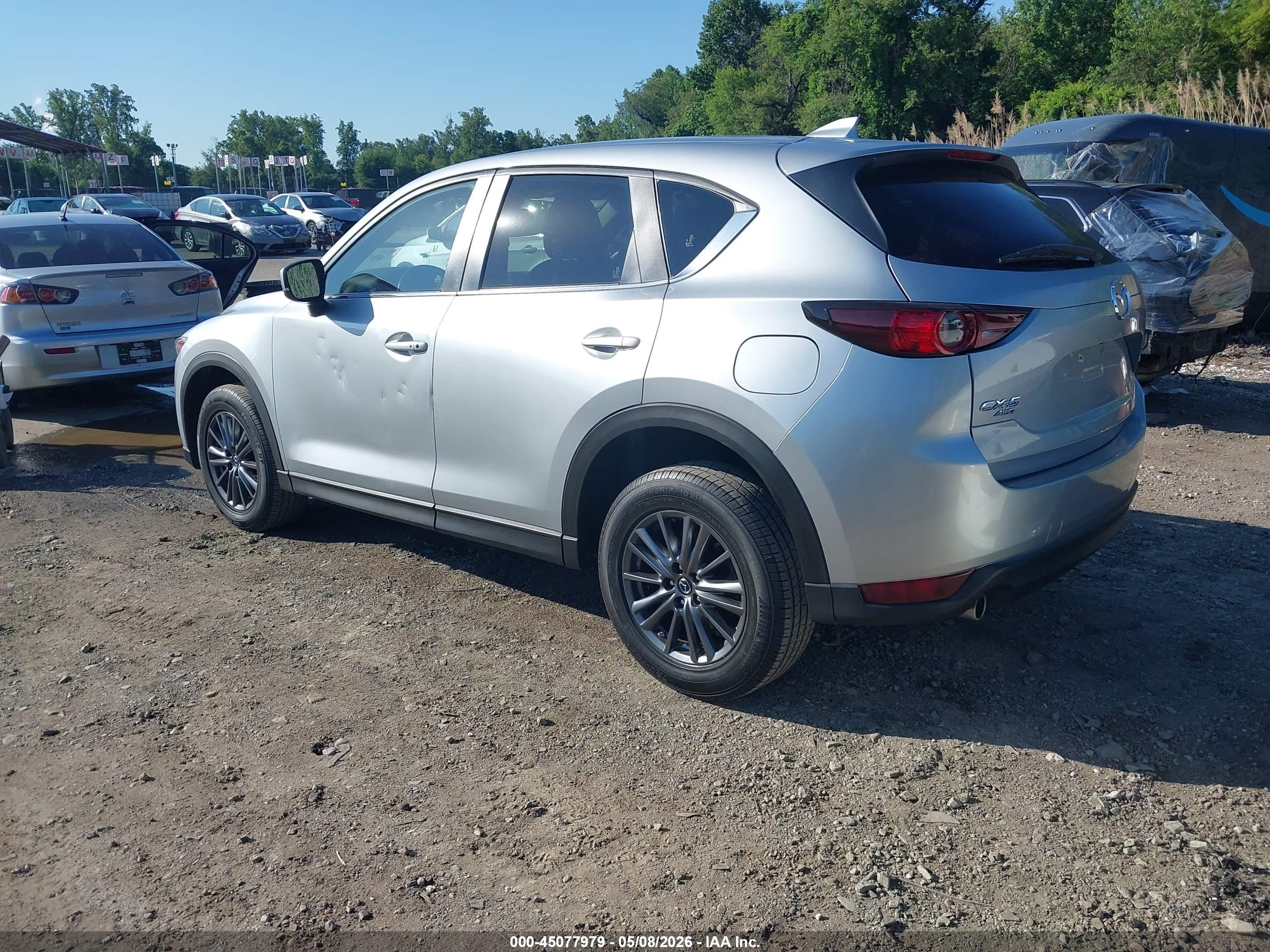 MAZDA CX-5 image 3