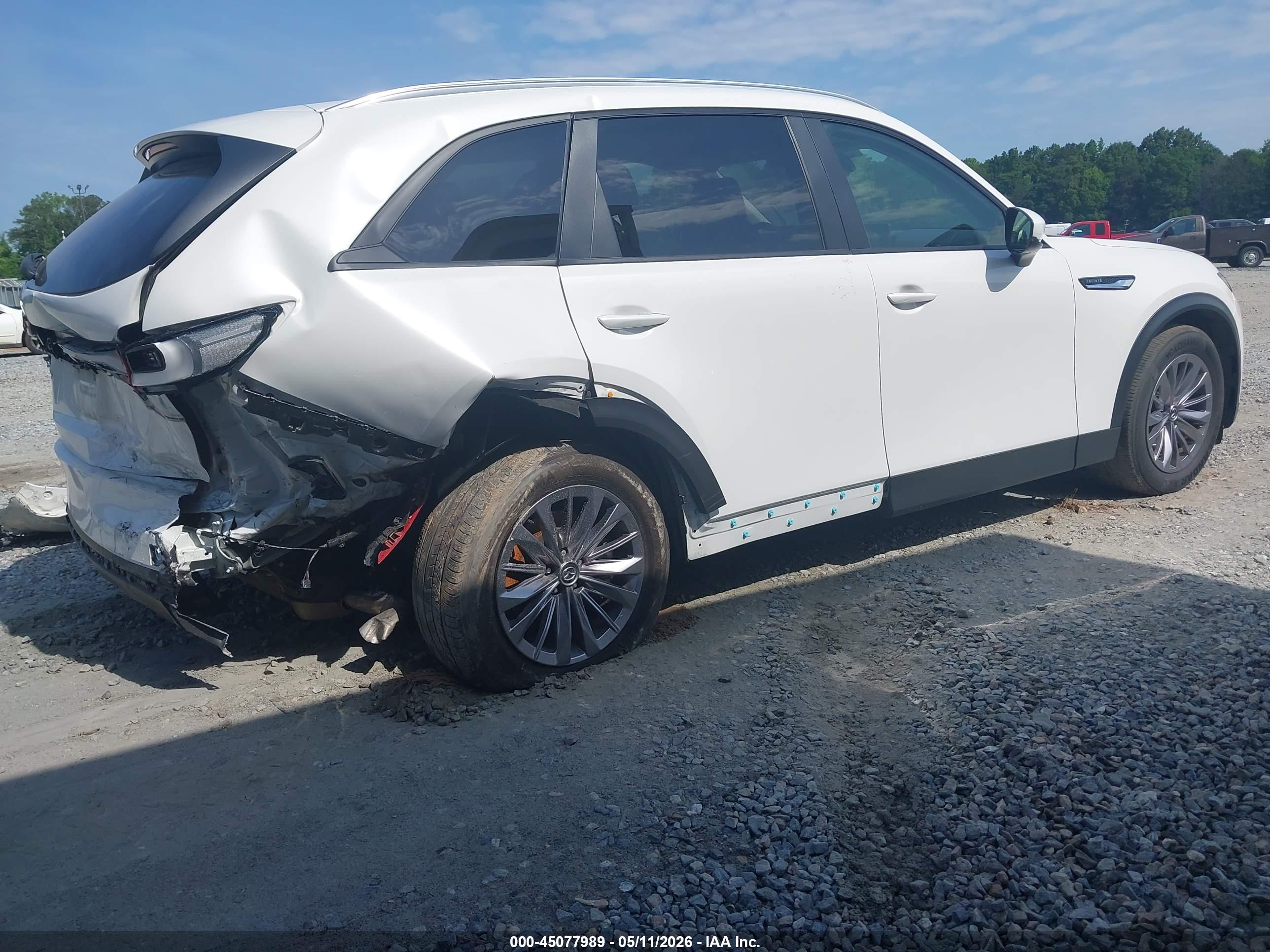 MAZDA CX-90 image 4
