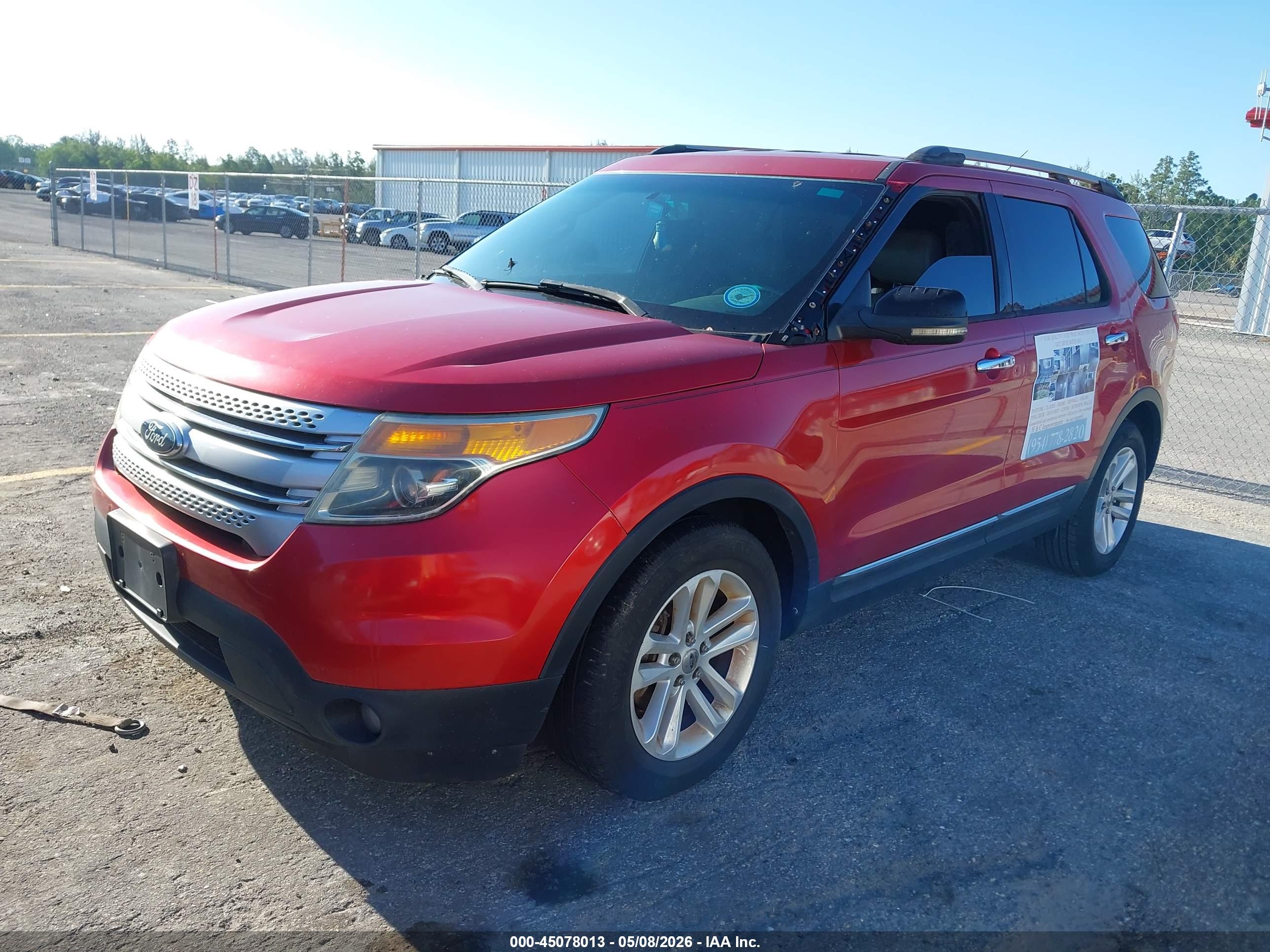 FORD EXPLORER image 2