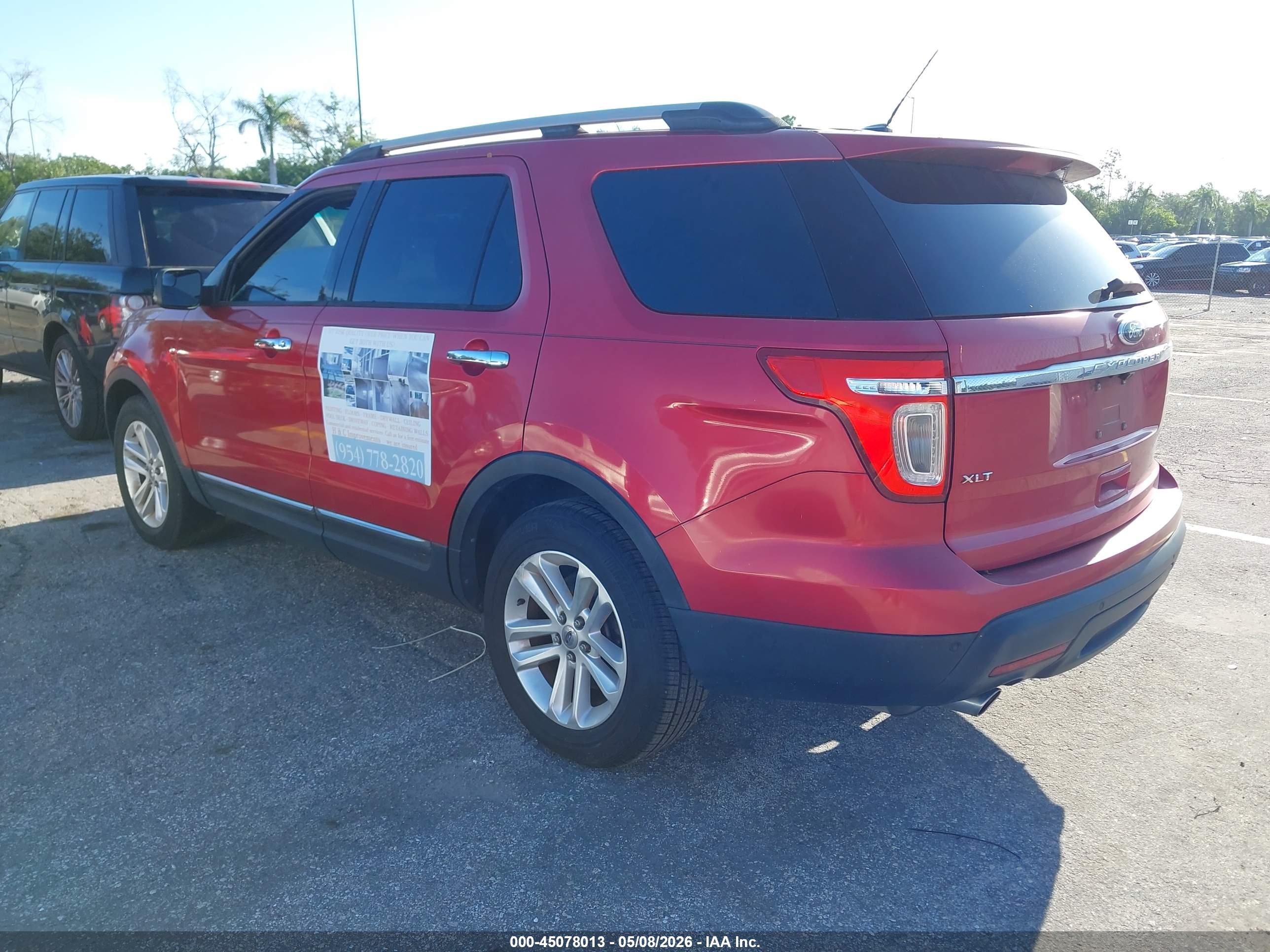 FORD EXPLORER image 3