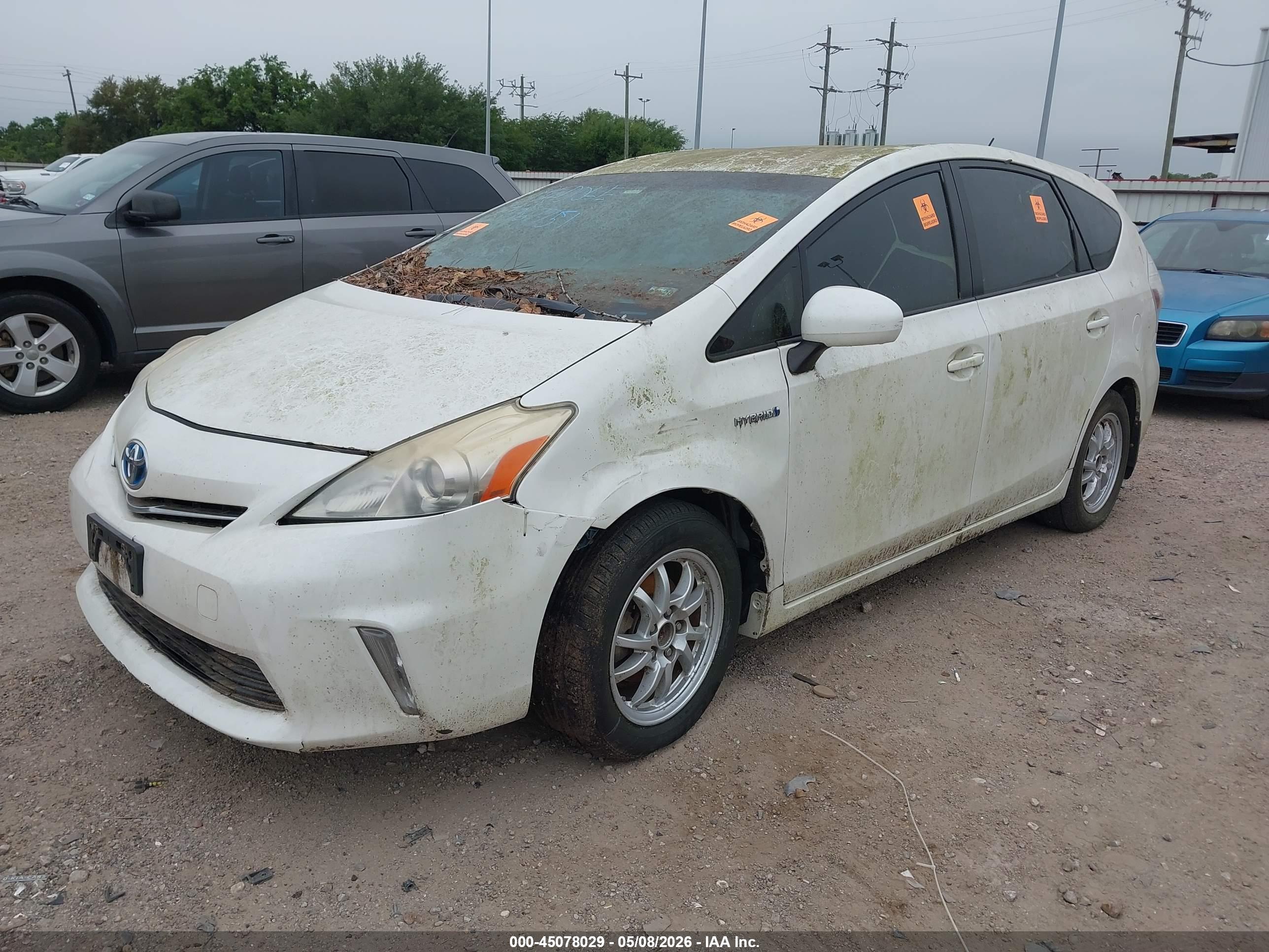 TOYOTA PRIUS image 2