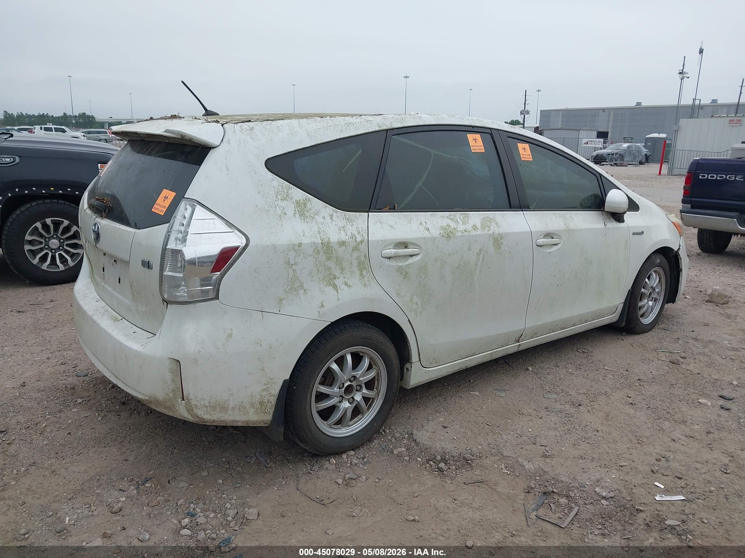TOYOTA PRIUS image 4