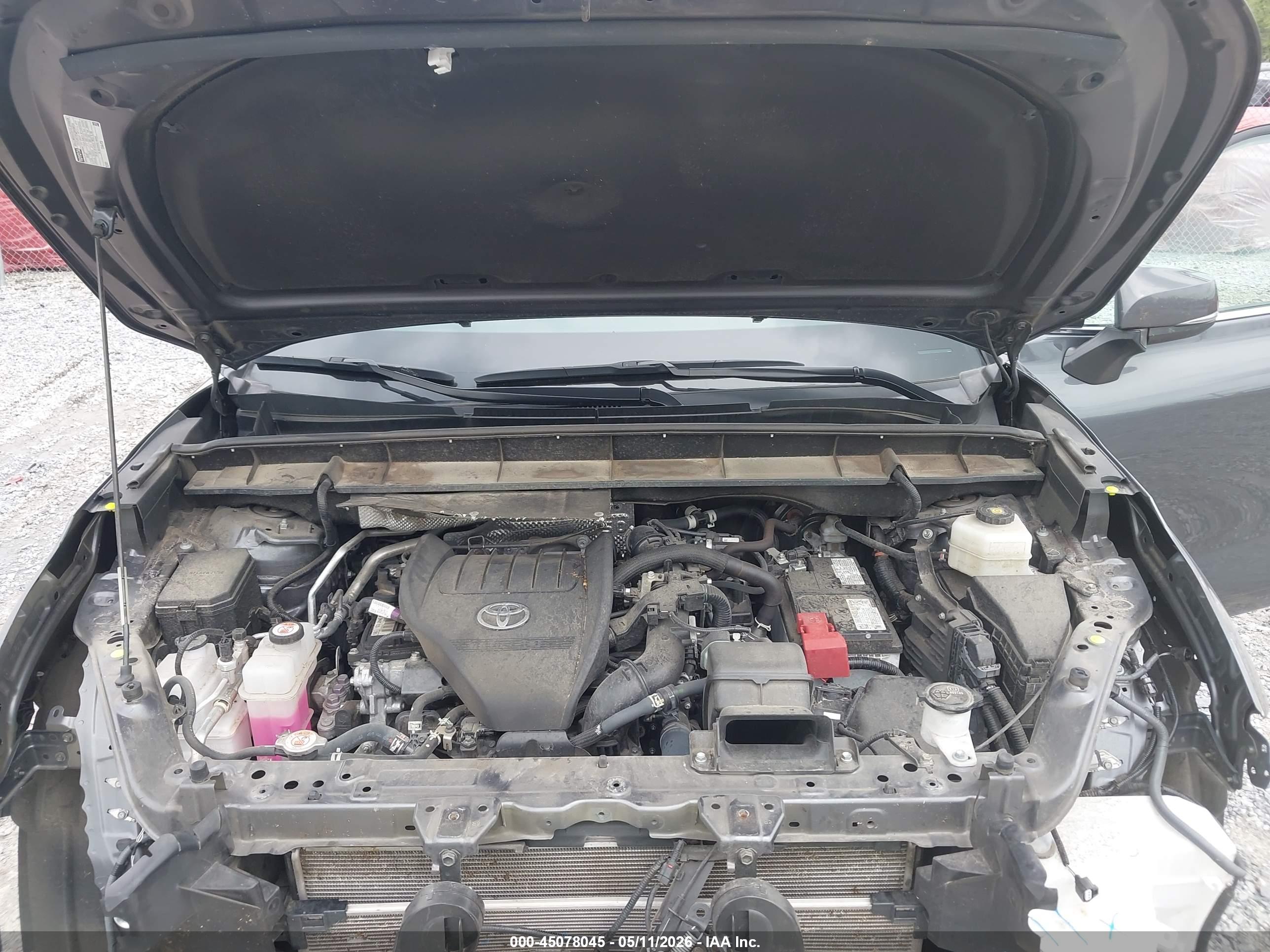 TOYOTA HIGHLANDER image 10