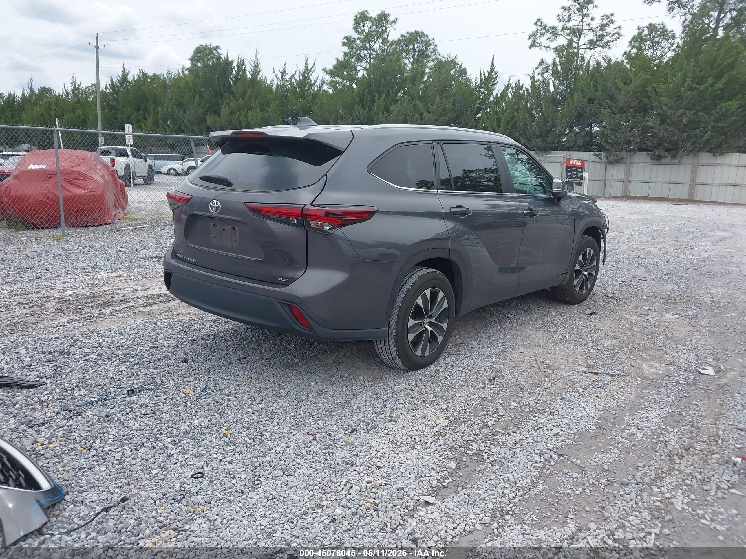 TOYOTA HIGHLANDER image 4