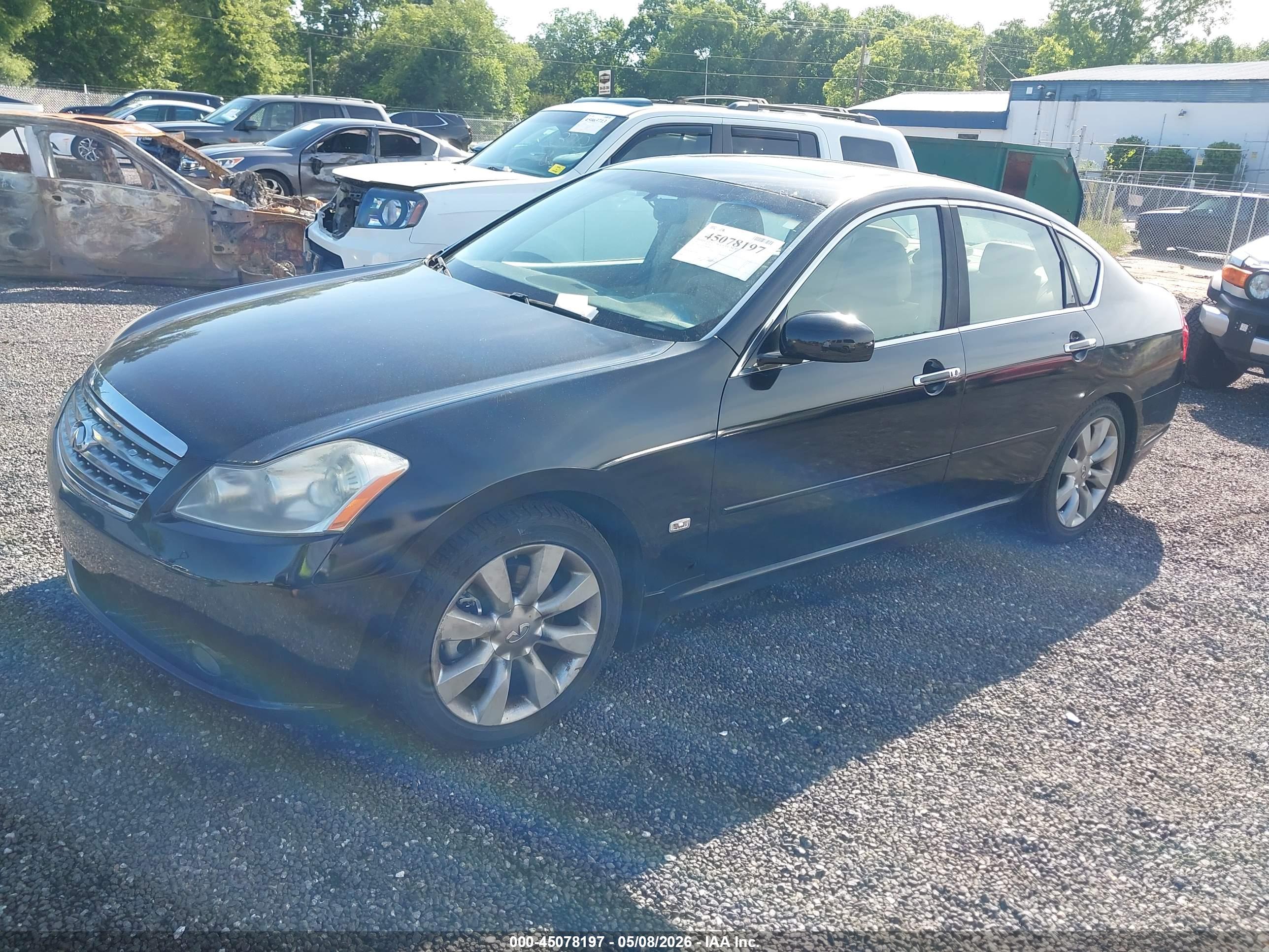 INFINITI M35 image 2
