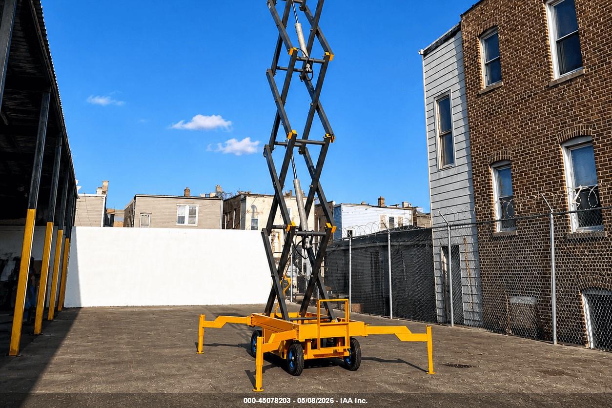 31 FEET image 2