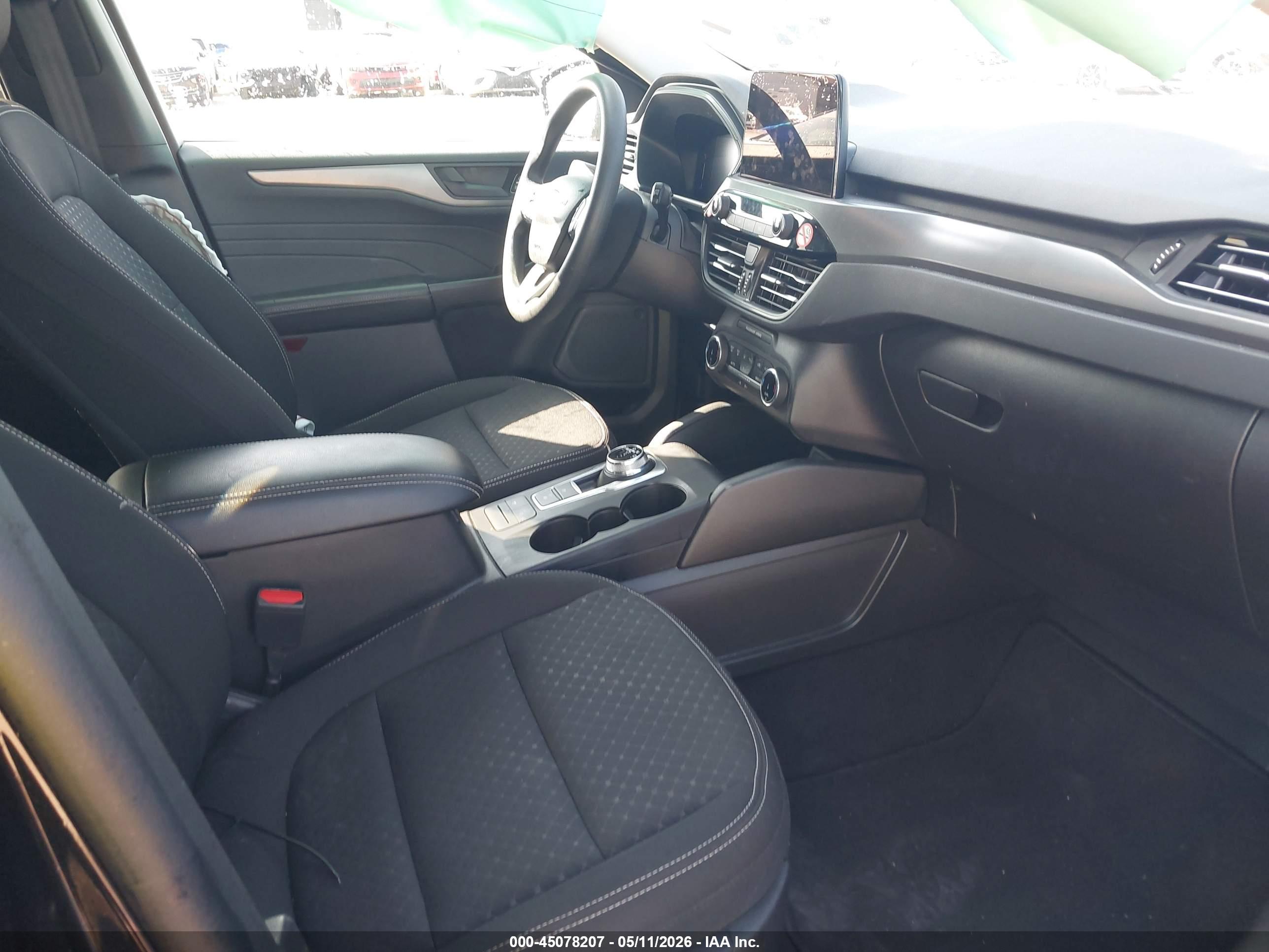 FORD ESCAPE image 5