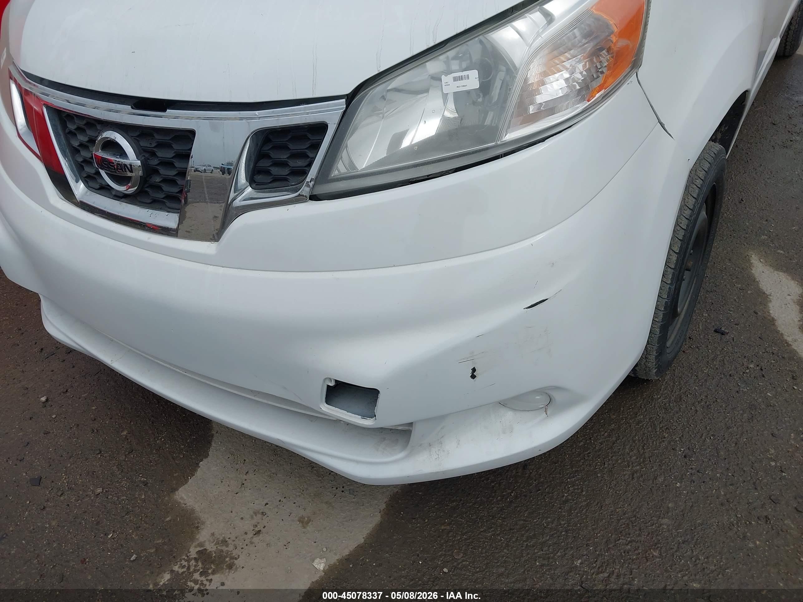NISSAN NV200 image 6
