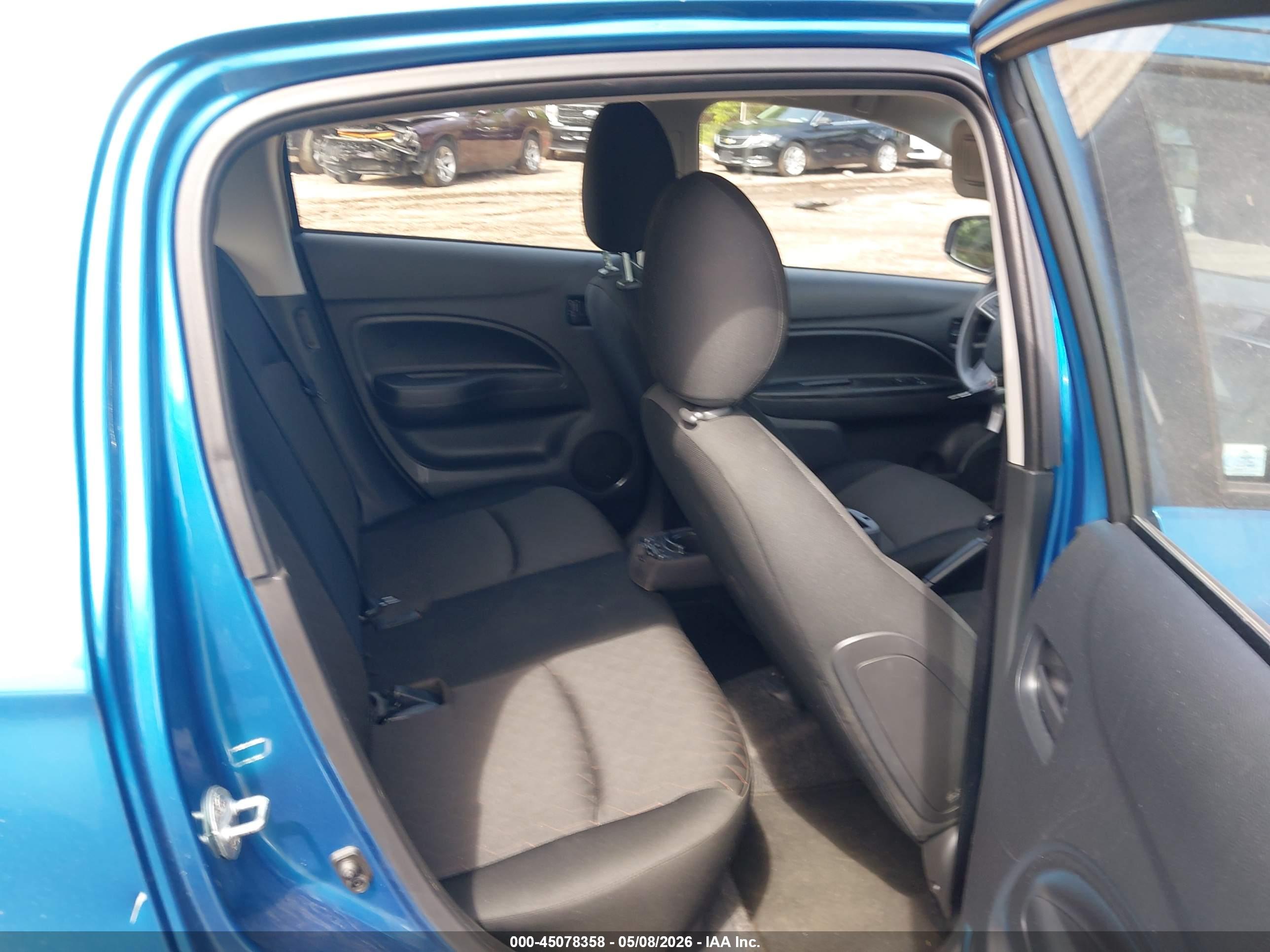MITSUBISHI MIRAGE image 8