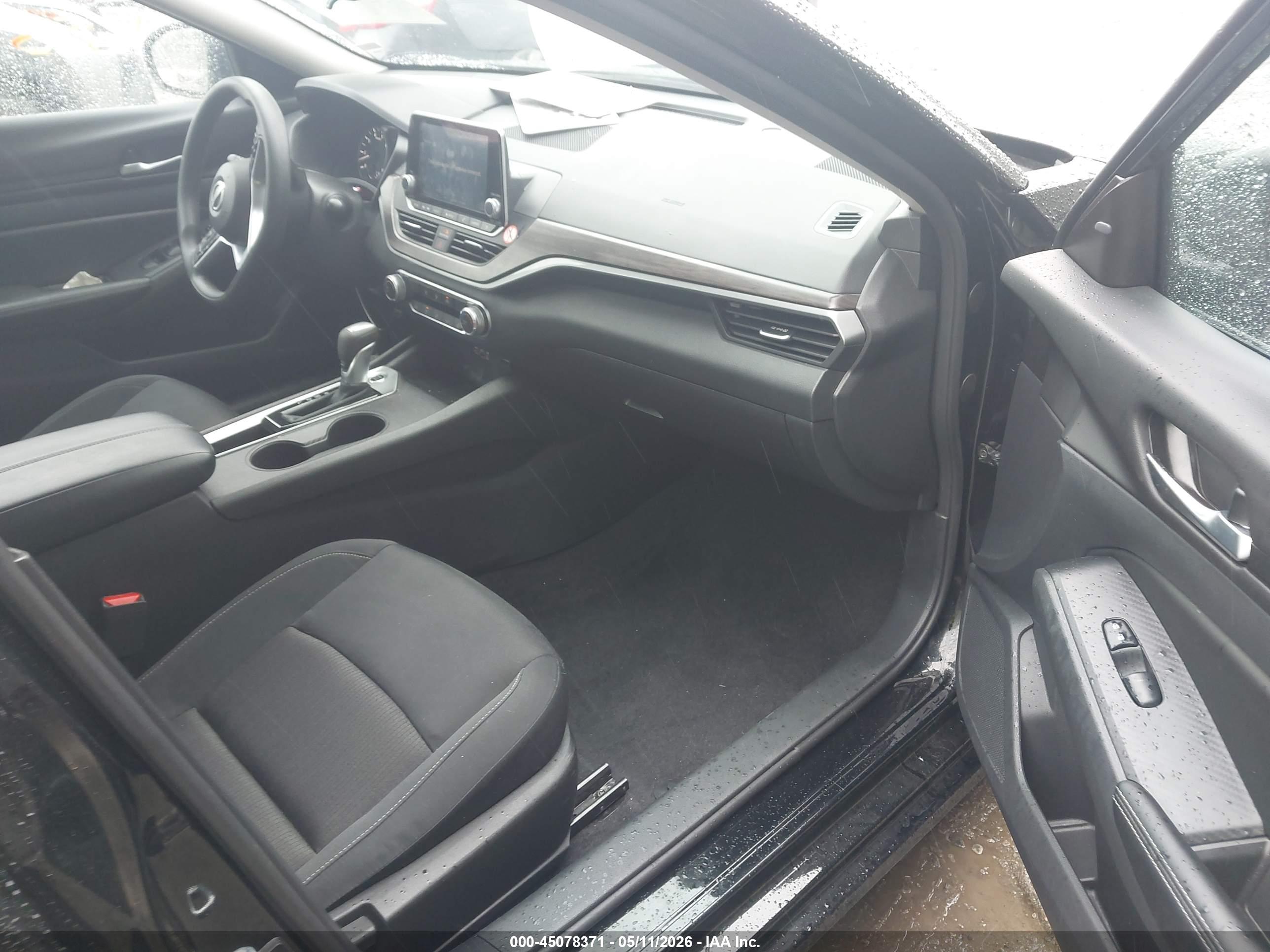 NISSAN ALTIMA image 5