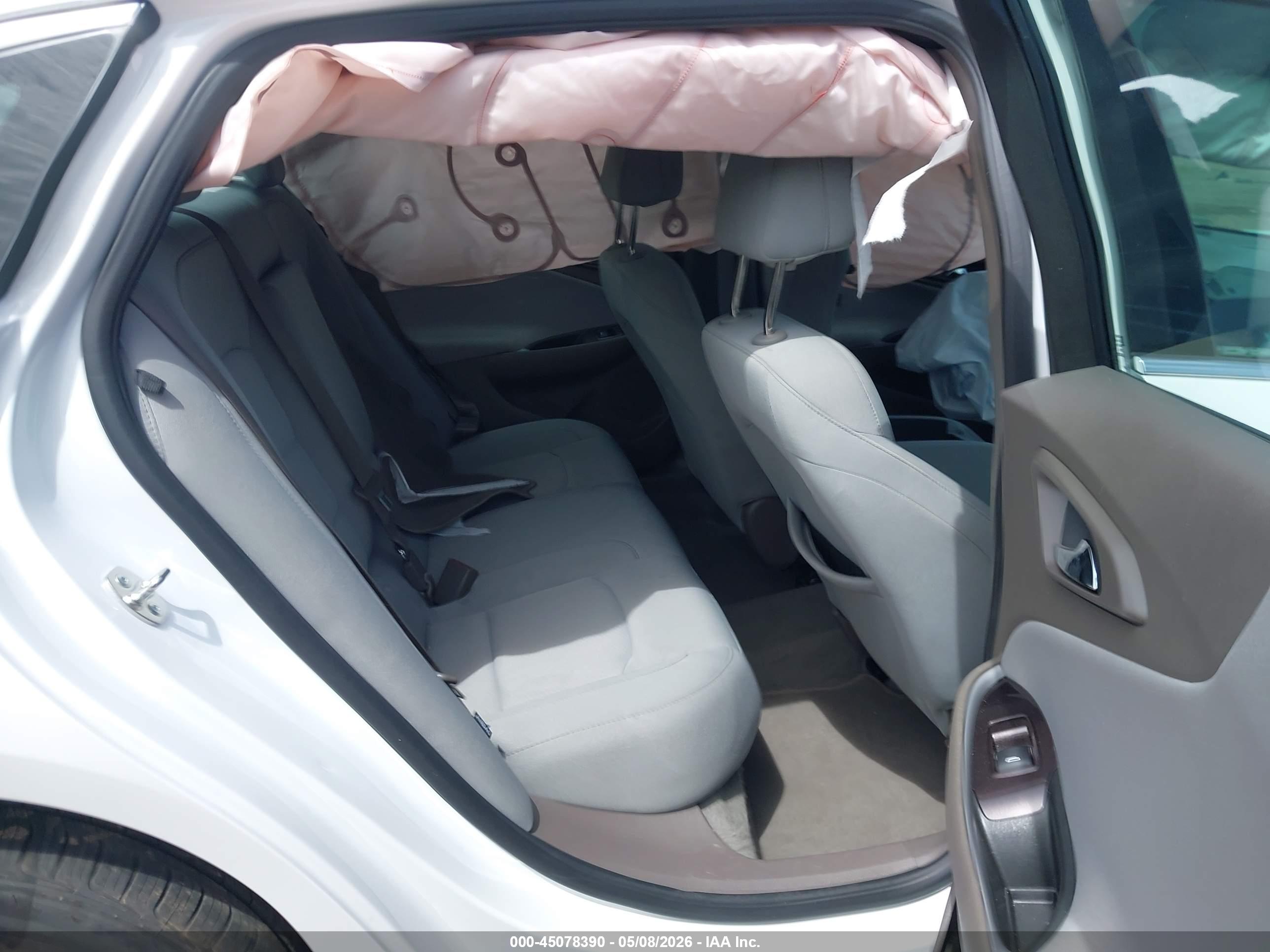 CHEVROLET MALIBU image 8
