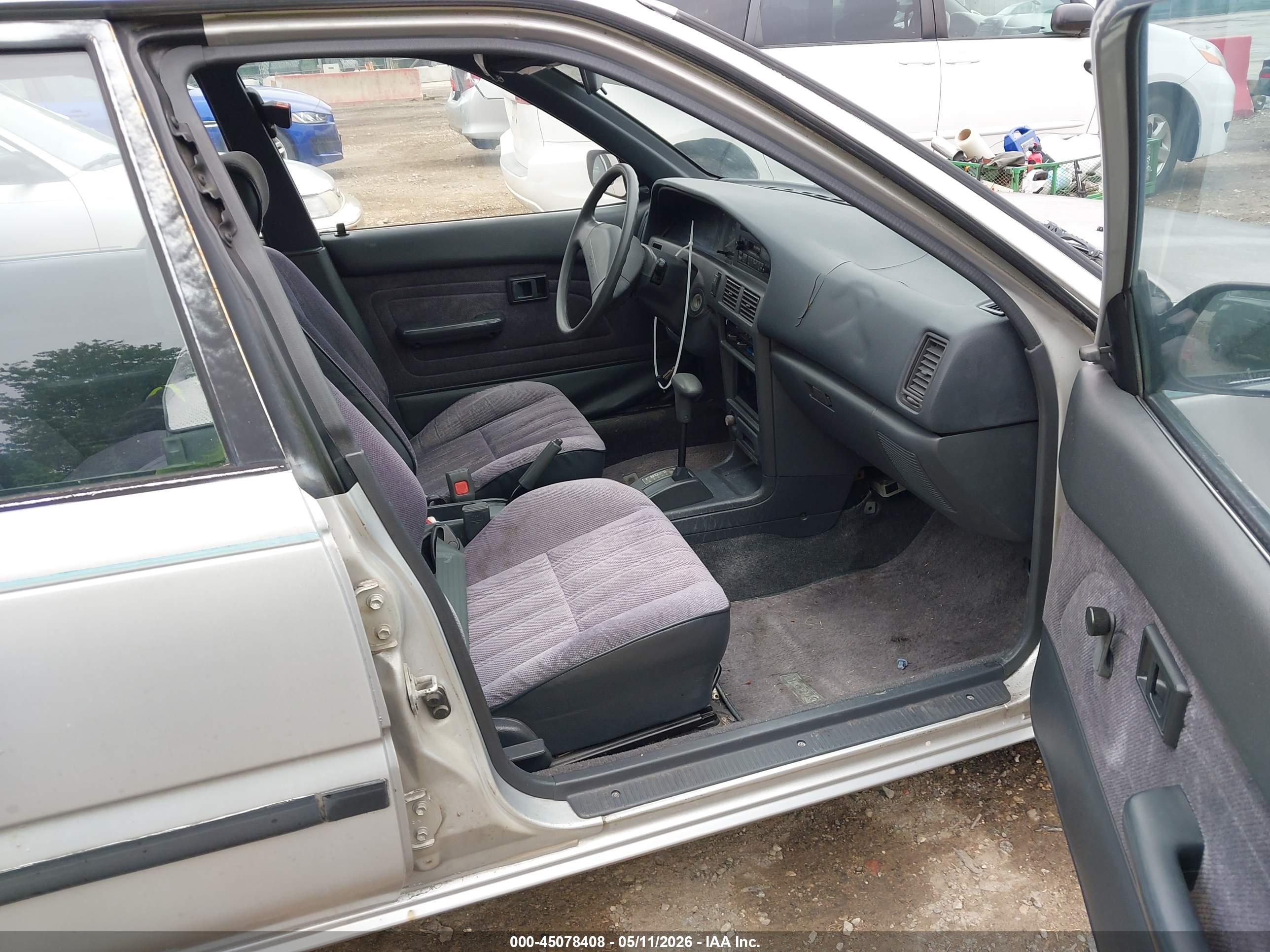 TOYOTA COROLLA image 5