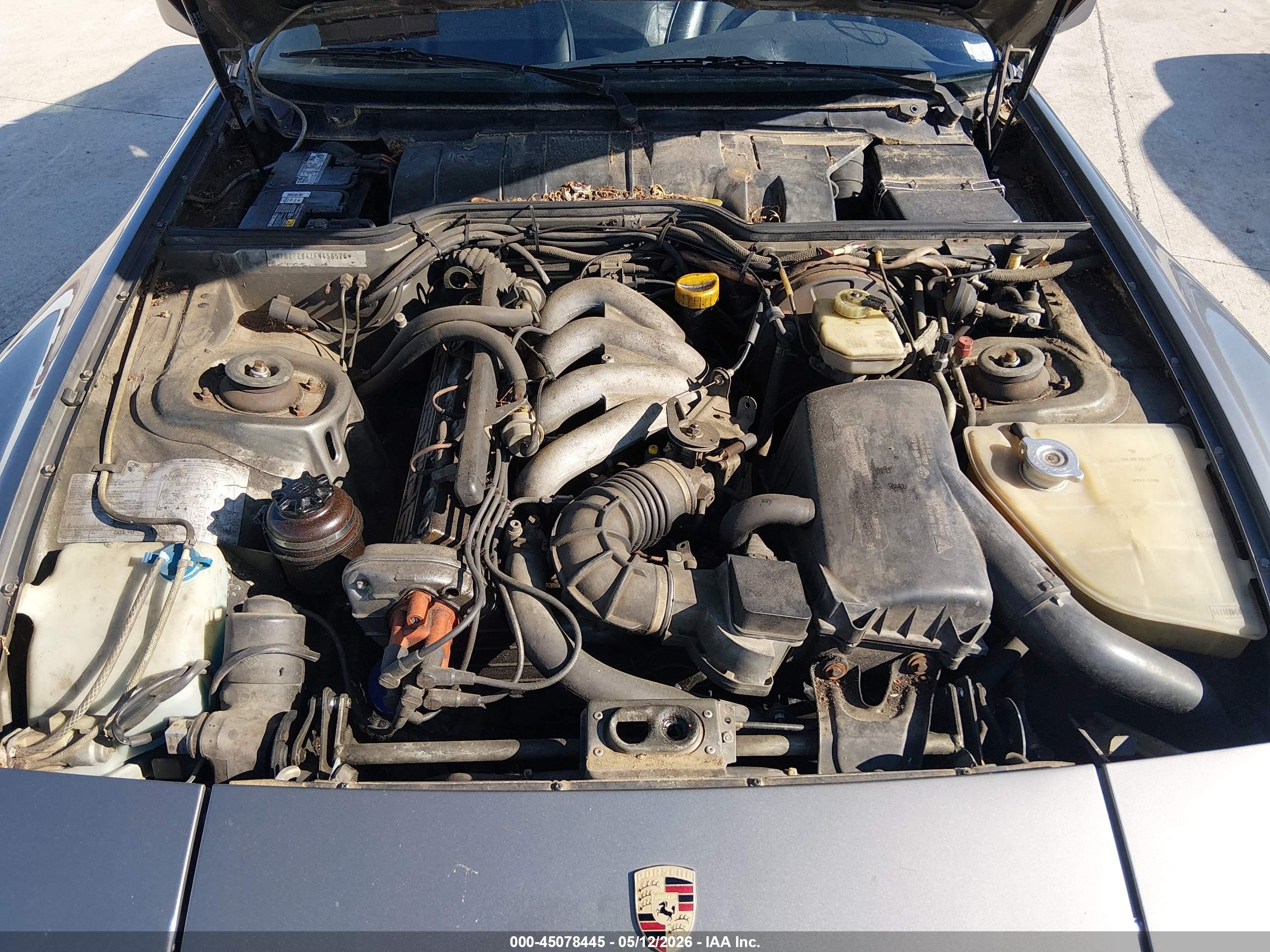PORSCHE 944 image 10