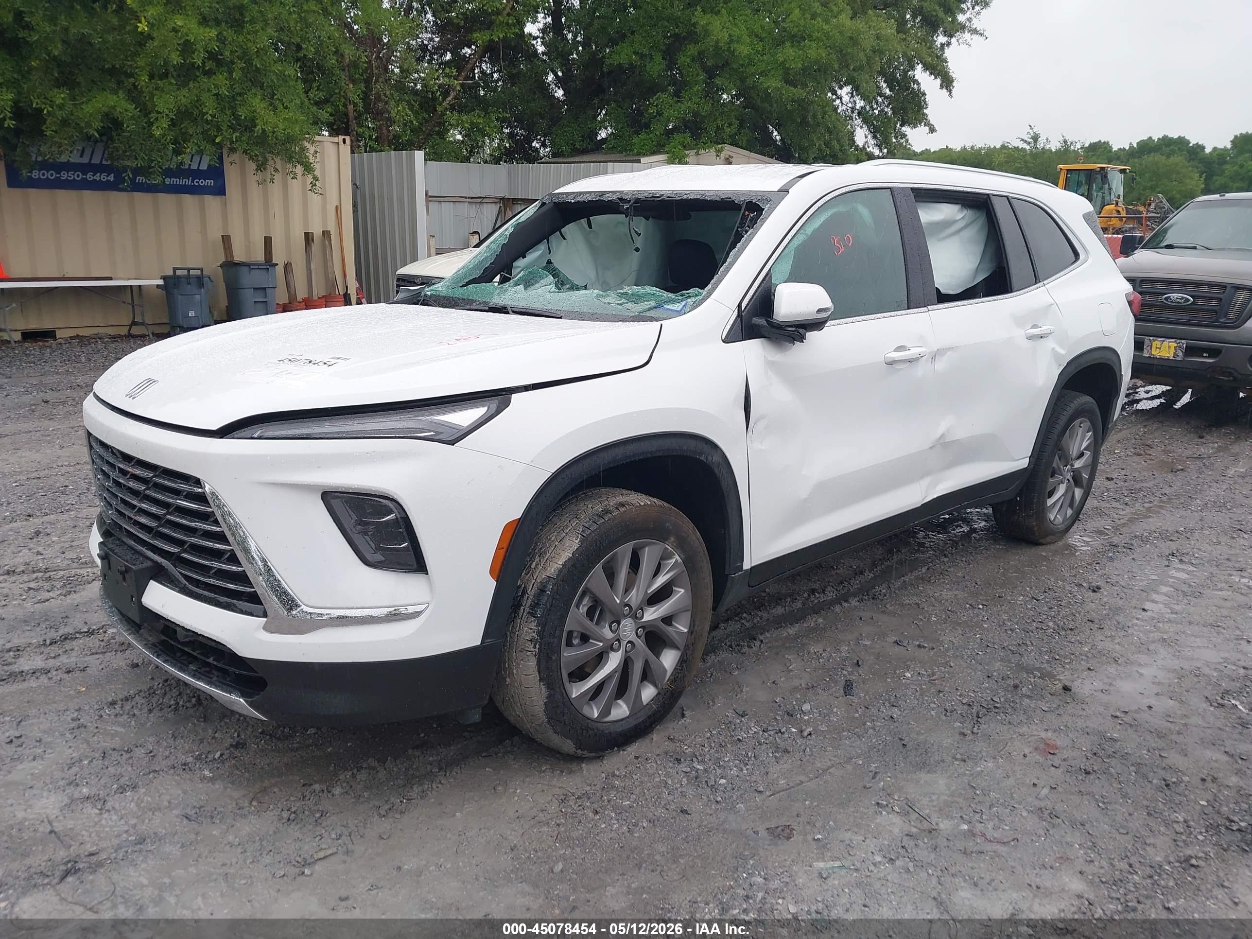BUICK ENCLAVE image 2