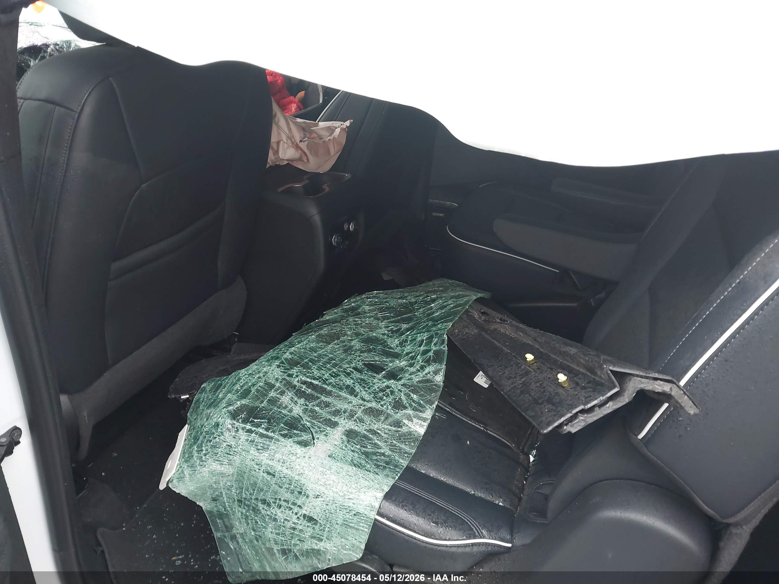 BUICK ENCLAVE image 8