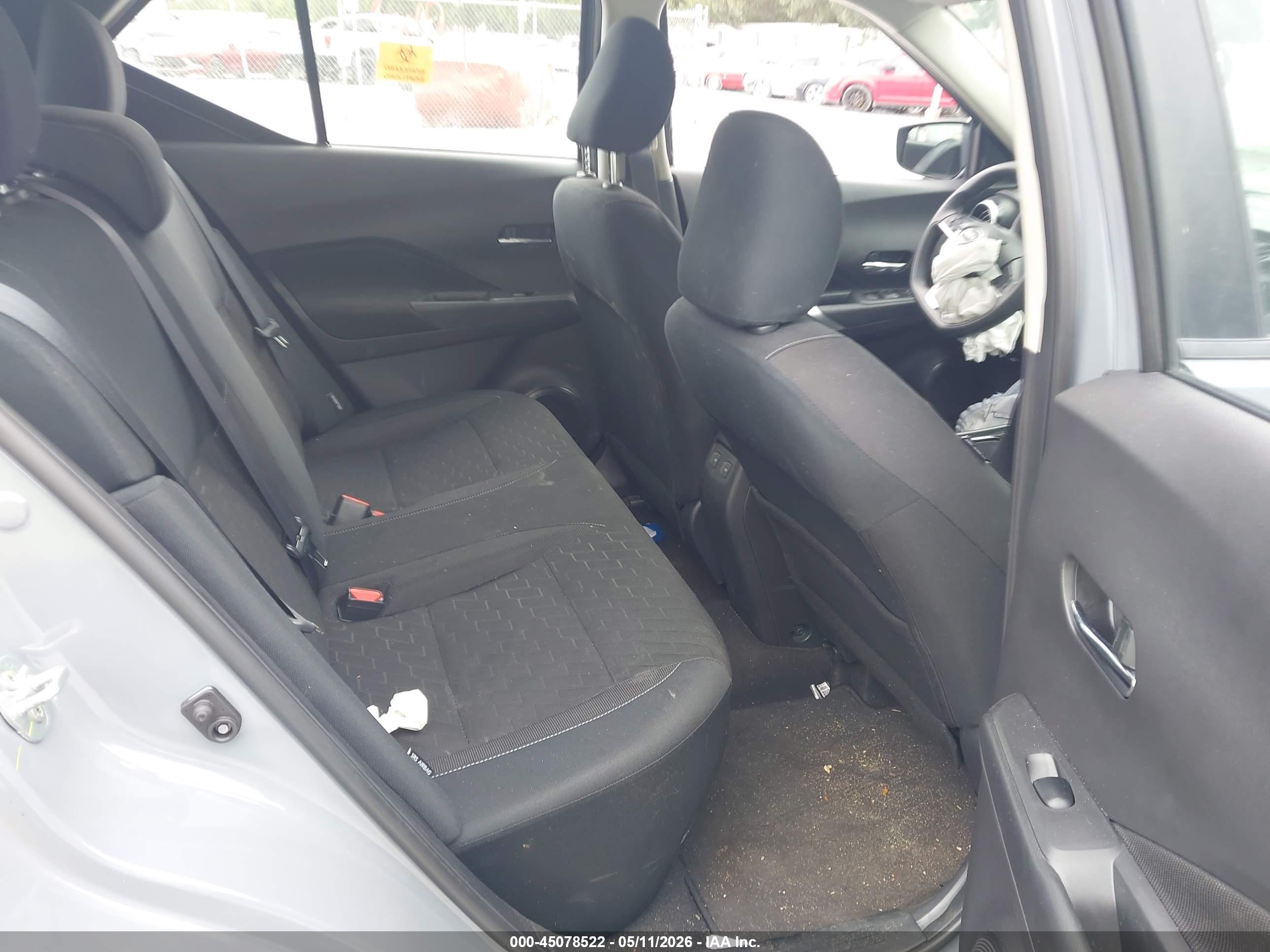 NISSAN KICKS image 8