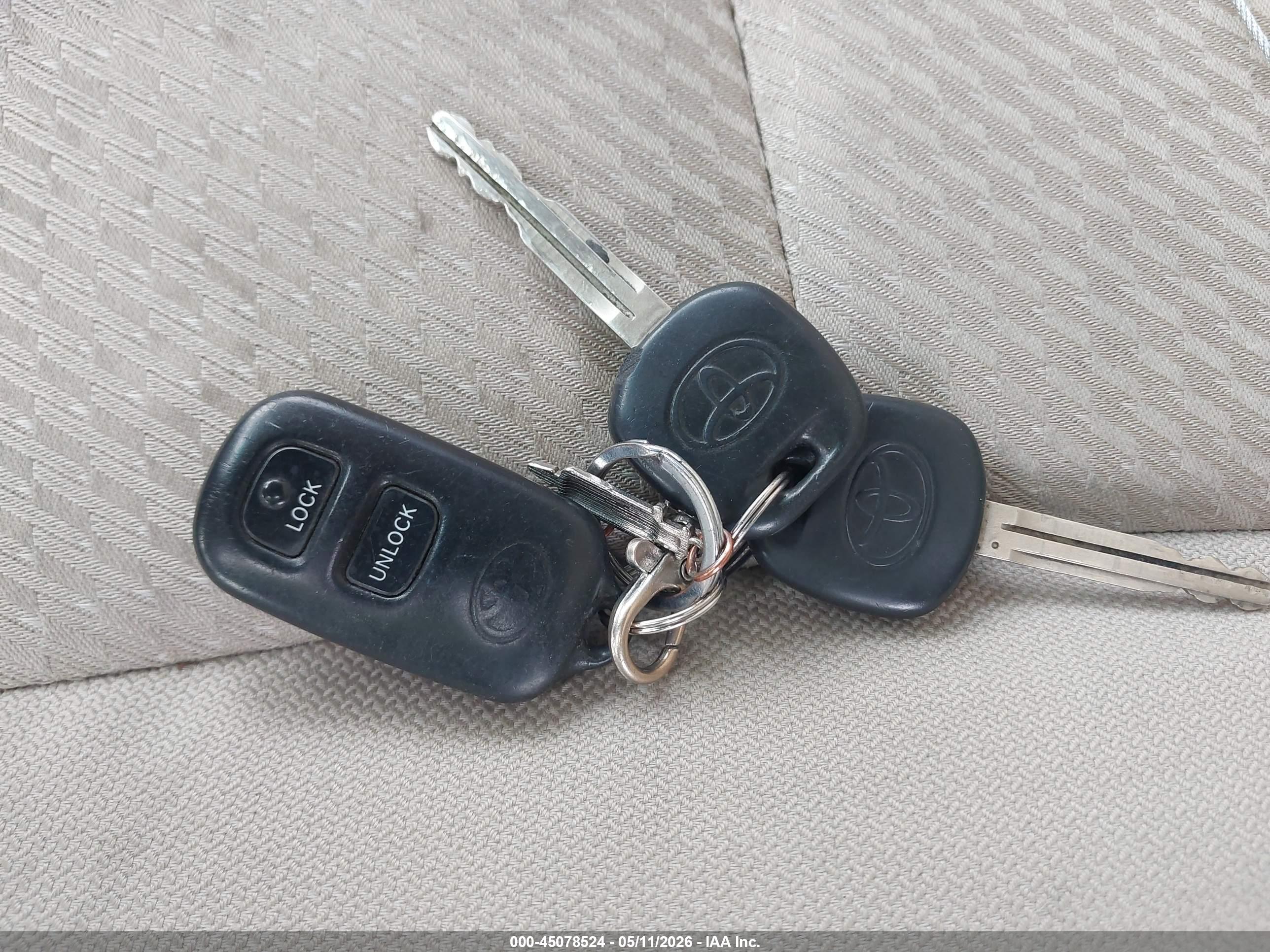 TOYOTA HIGHLANDER image 11