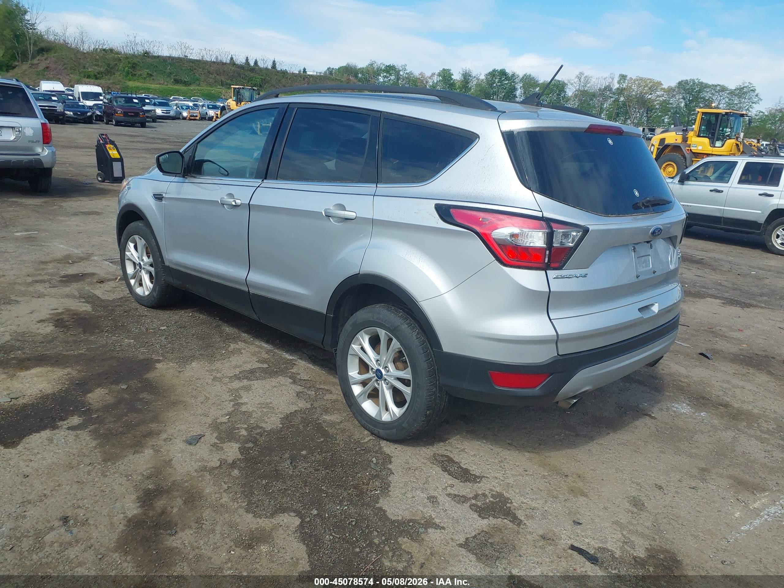 FORD ESCAPE image 3