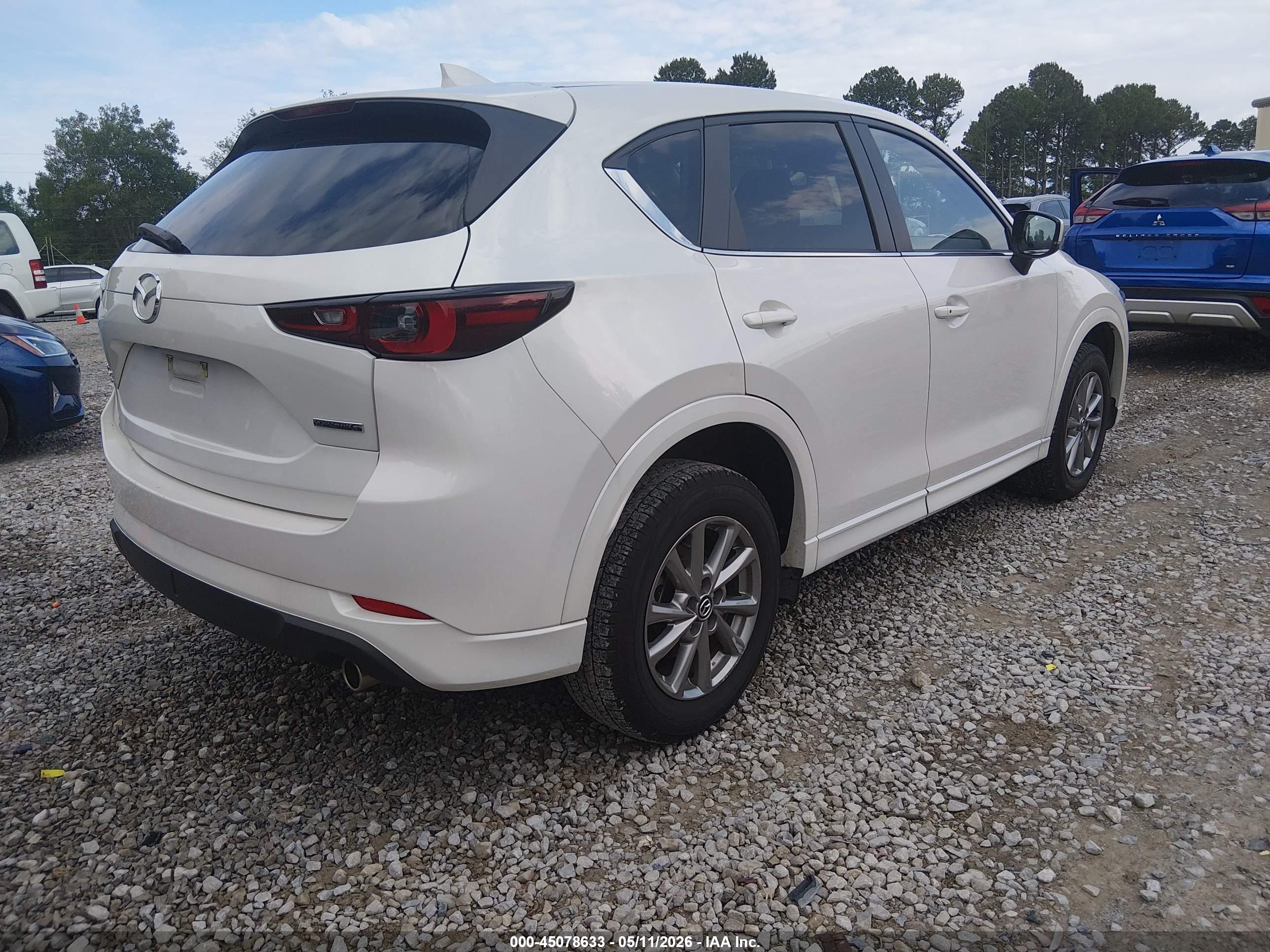 MAZDA CX-5 image 4
