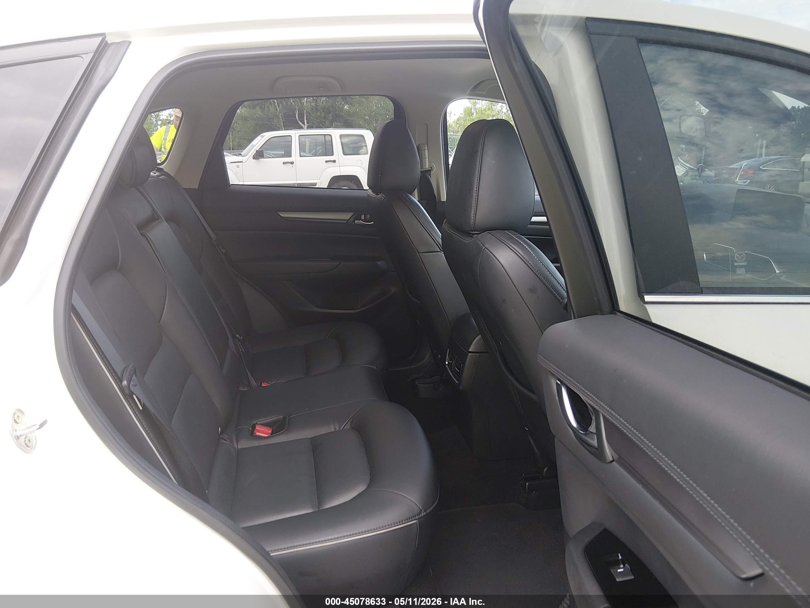 MAZDA CX-5 image 8