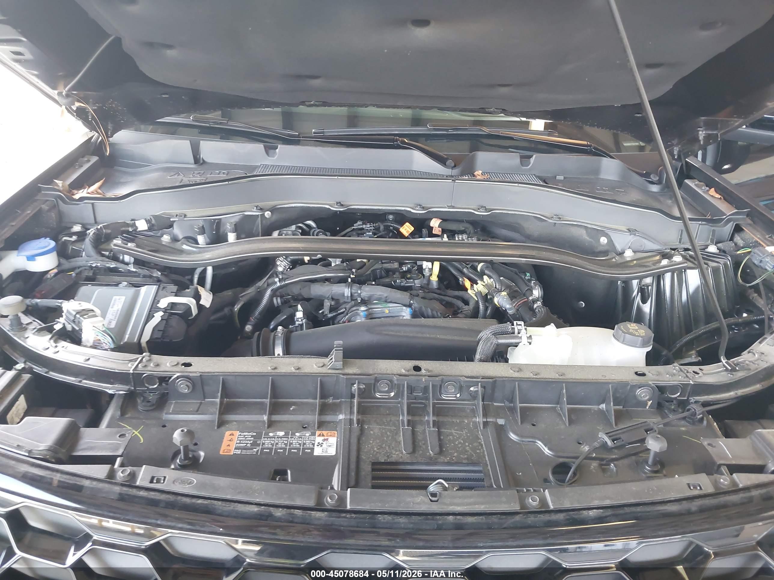 FORD EXPLORER image 10