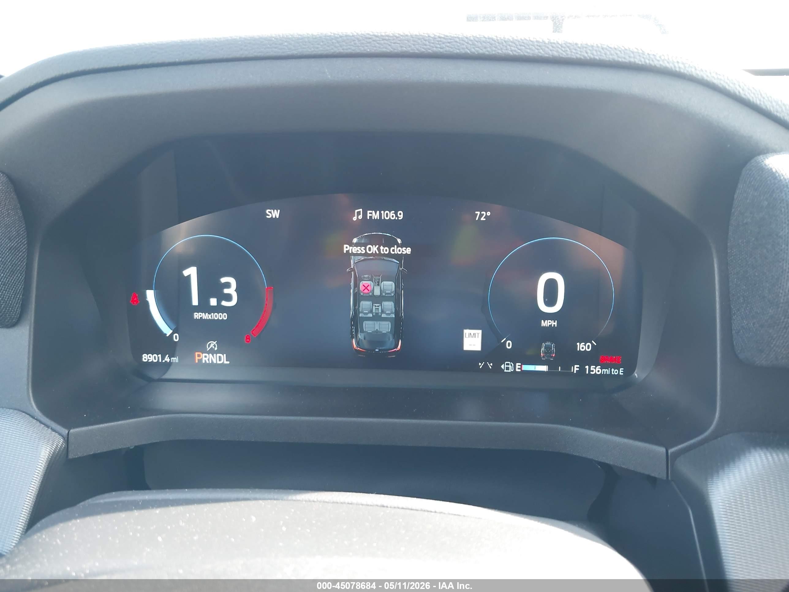 FORD EXPLORER image 7