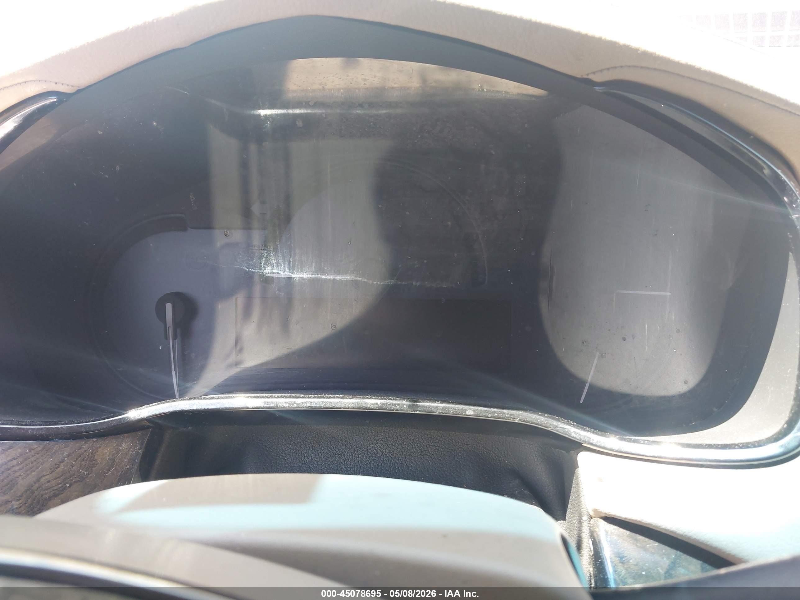 CADILLAC CTS image 7