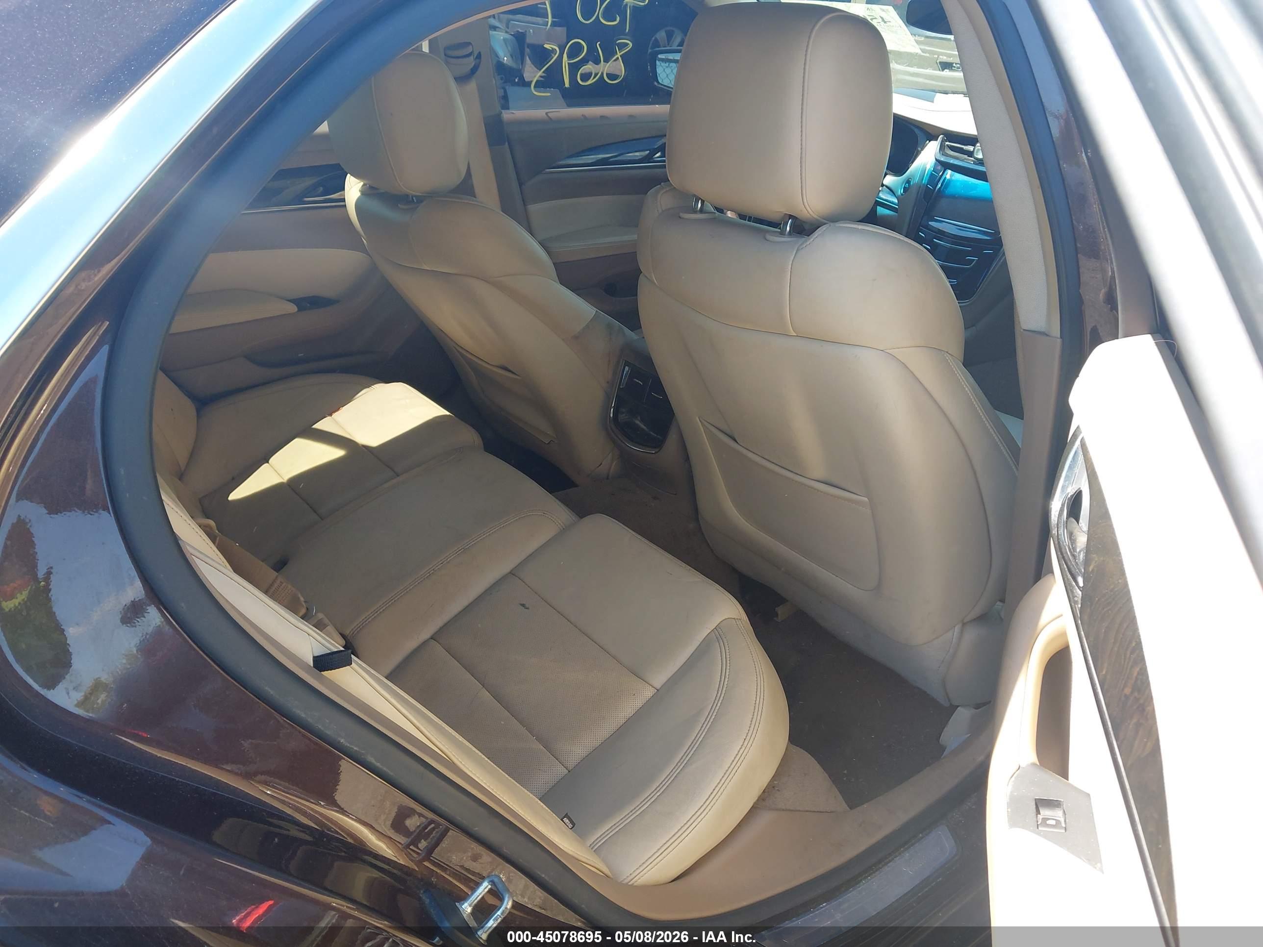 CADILLAC CTS image 8