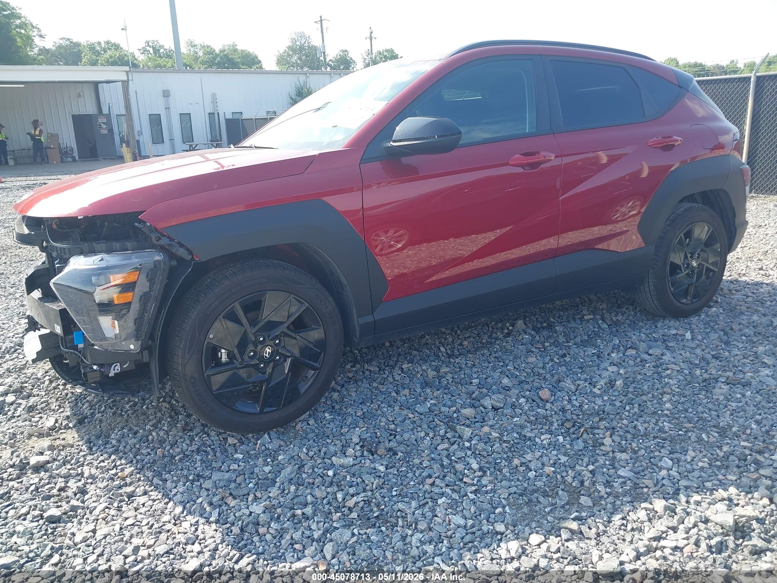 HYUNDAI KONA image 2